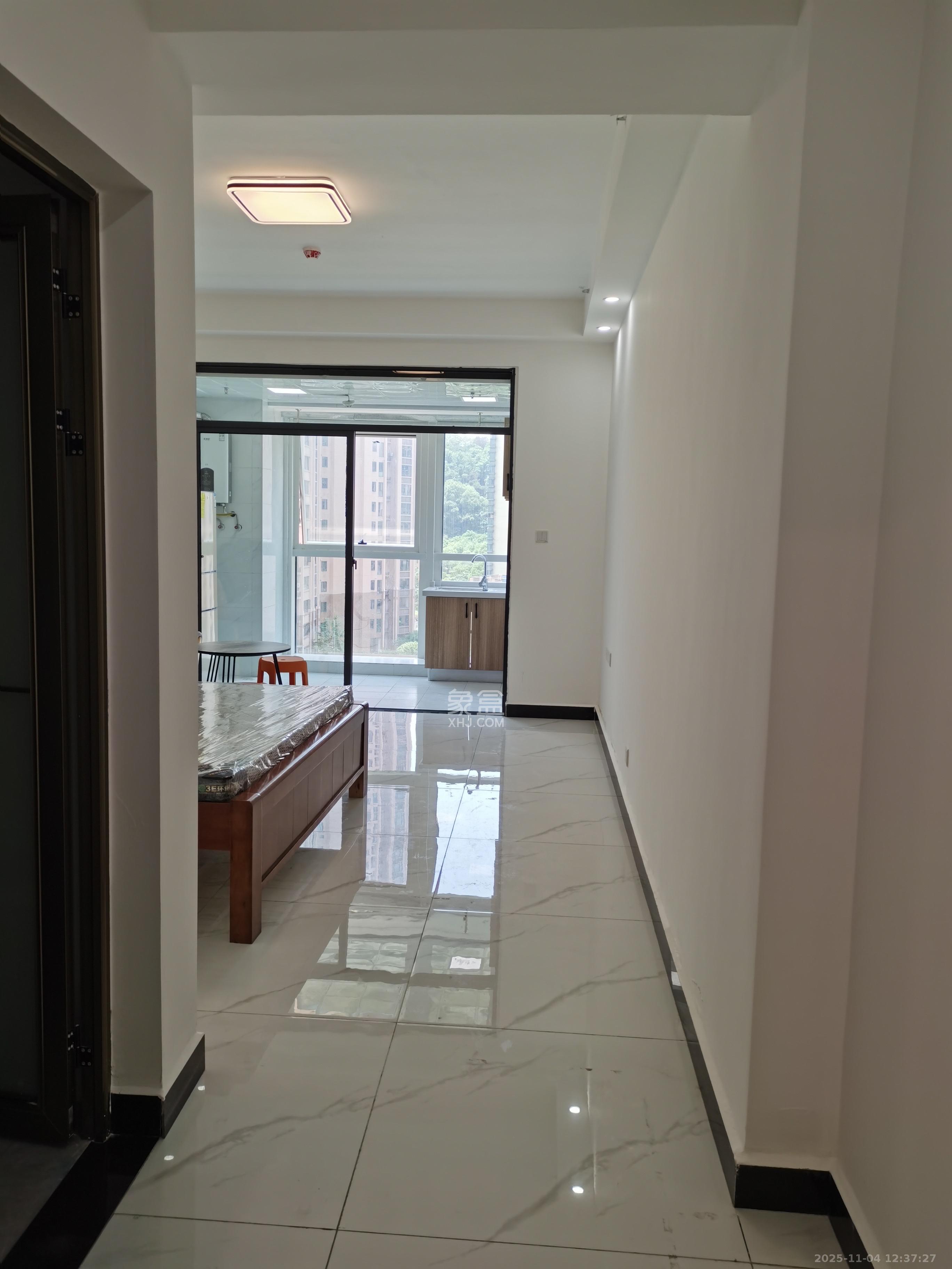 中建嘉和城 1室1厅1卫 1500.0元/月 中建嘉和城 1室1厅1卫 1500.0元/月室内图