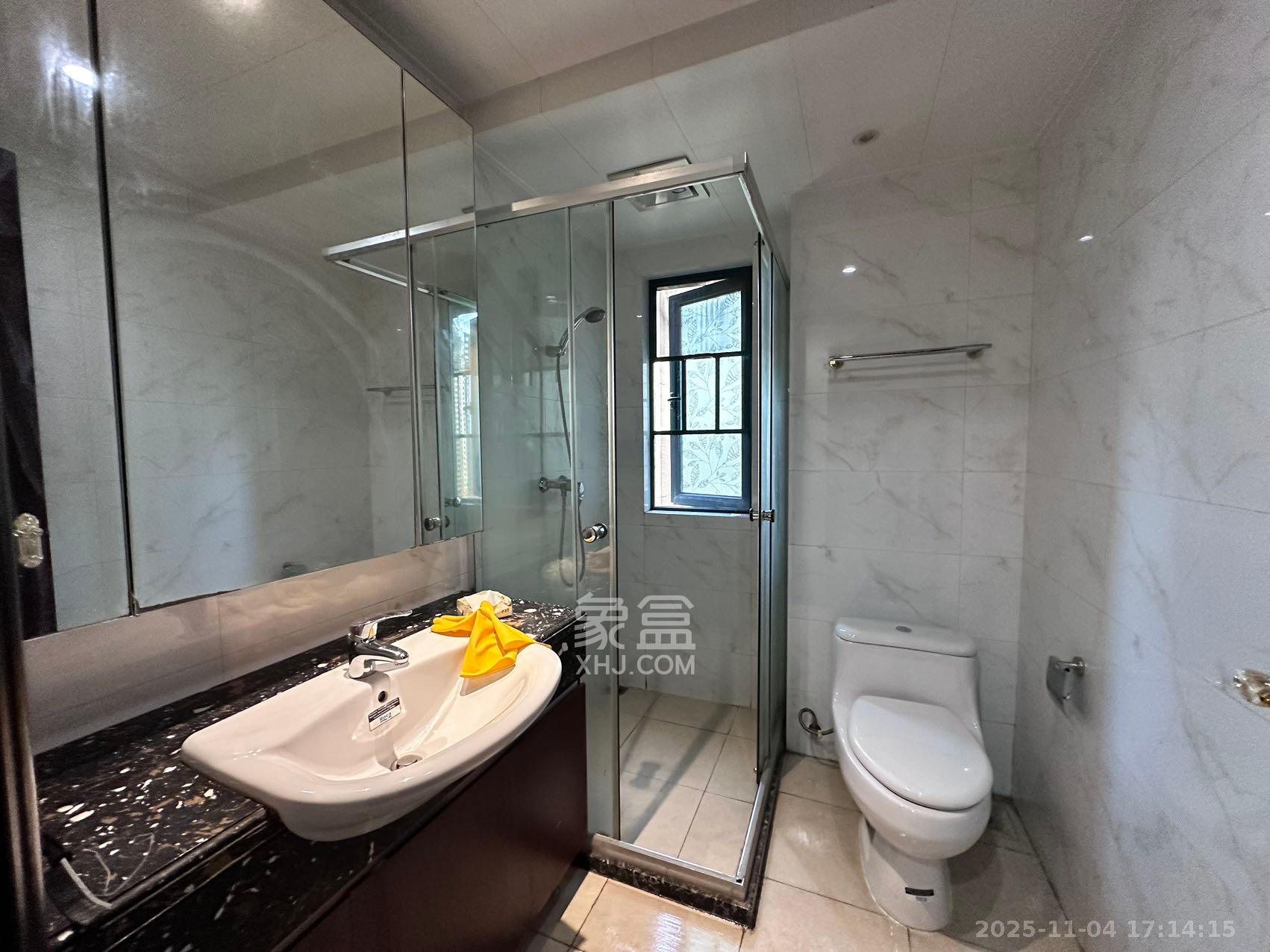 恒大雅苑  3室2厅1卫    2500.0元/月室内图