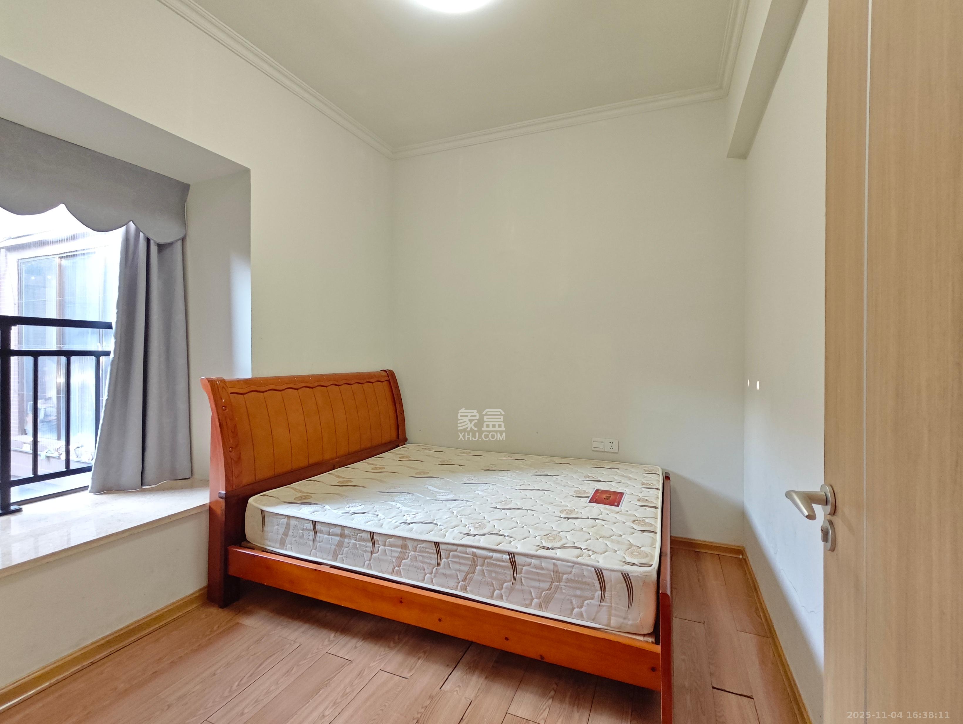 江山帝景哈佛 2室2厅1卫 1600.0元/月 江山帝景哈佛 2室2厅1卫 1600.0元/月室内图