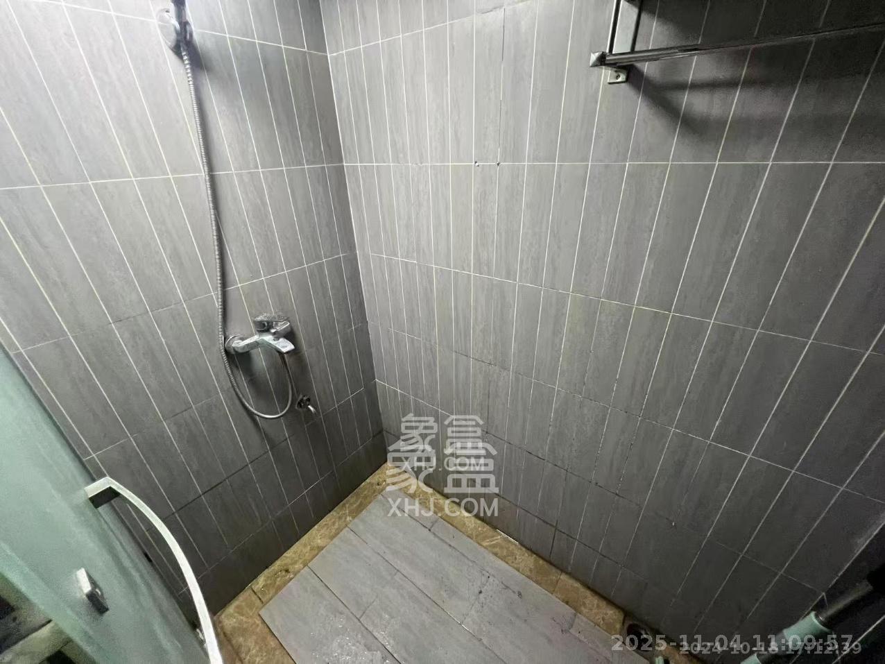 天元涉外景园B区  1室1厅1卫    1300.0元/月室内图