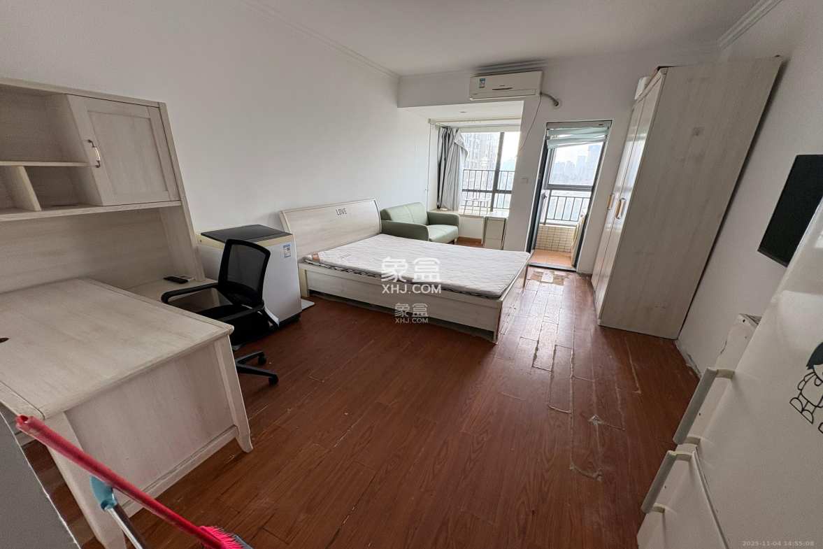 兰亭优壳(隽峰苑) 1室1厅1卫 1300.0元/月 兰亭优壳(隽峰苑) 1室1厅1卫 1300.0元/月室内图