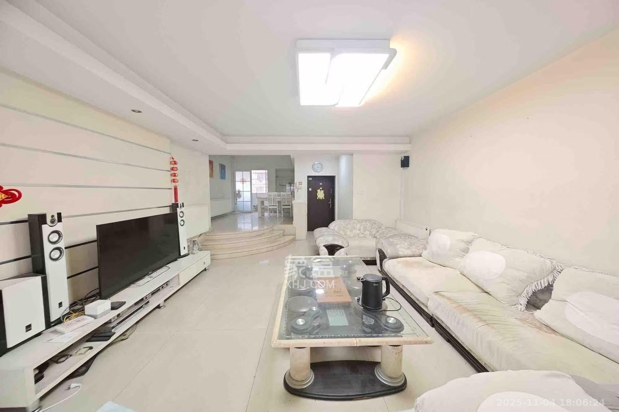 福乐康城  3室2厅2卫    2300.0元/月室内图