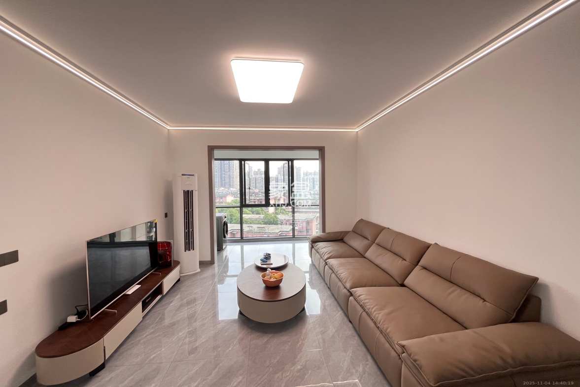 岭福家苑(天心佳苑) 2室2厅1卫 3200.0元/月 岭福家苑(天心佳苑) 2室2厅1卫 3200.0元/月室内图