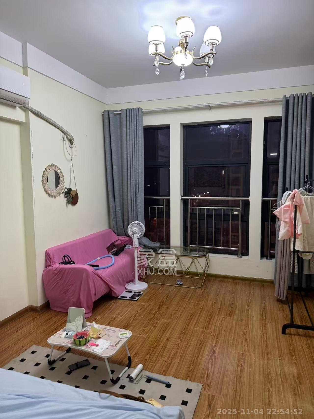 安泰嘉园(湘府邻伴) 1室0厅0卫 1300.0元/月 安泰嘉园(湘府邻伴) 1室0厅0卫 1300.0元/月室内图