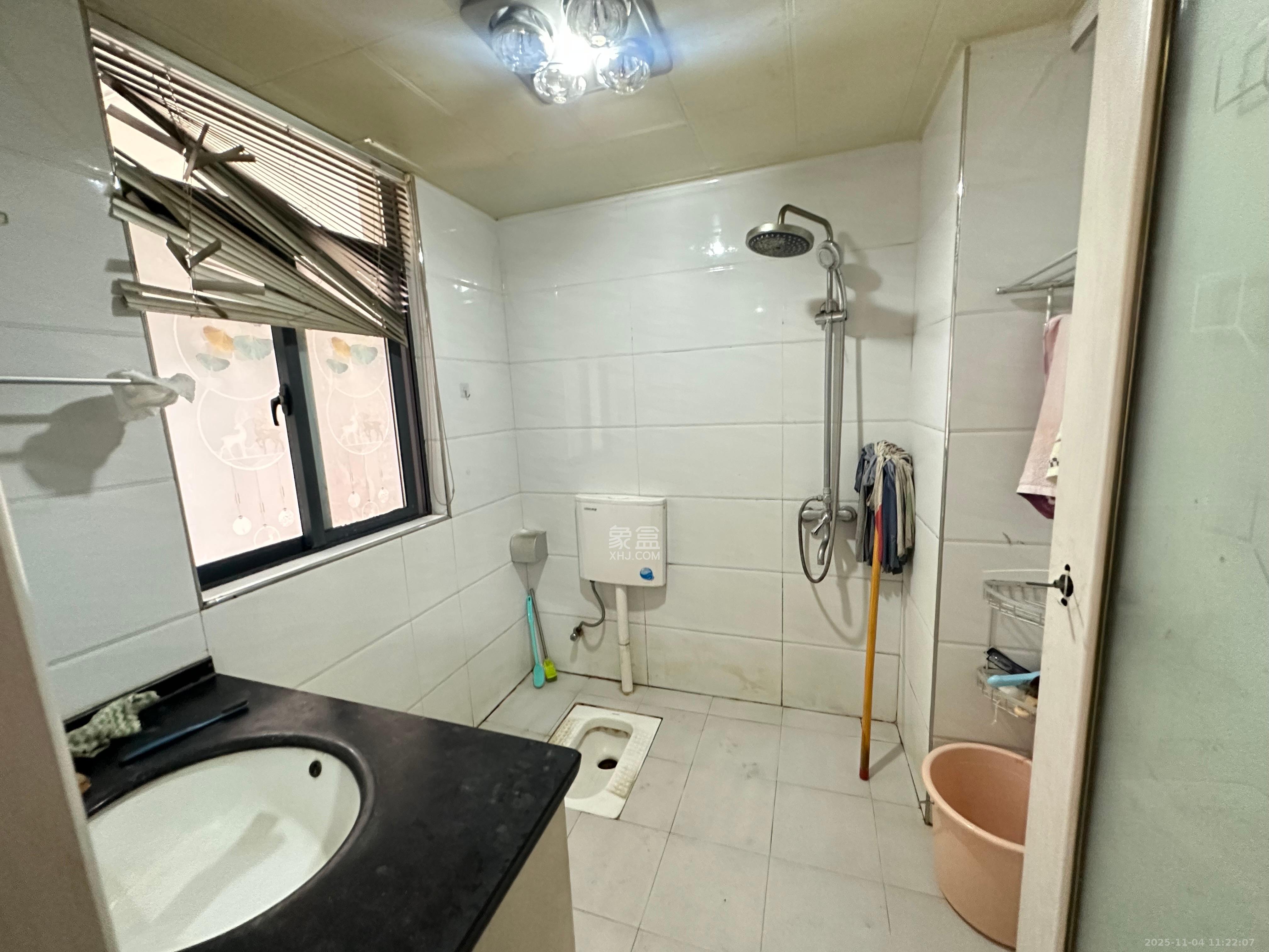 华韵城市海岸（城市水岸苑）  2室2厅1卫    2400.0元/月室内图