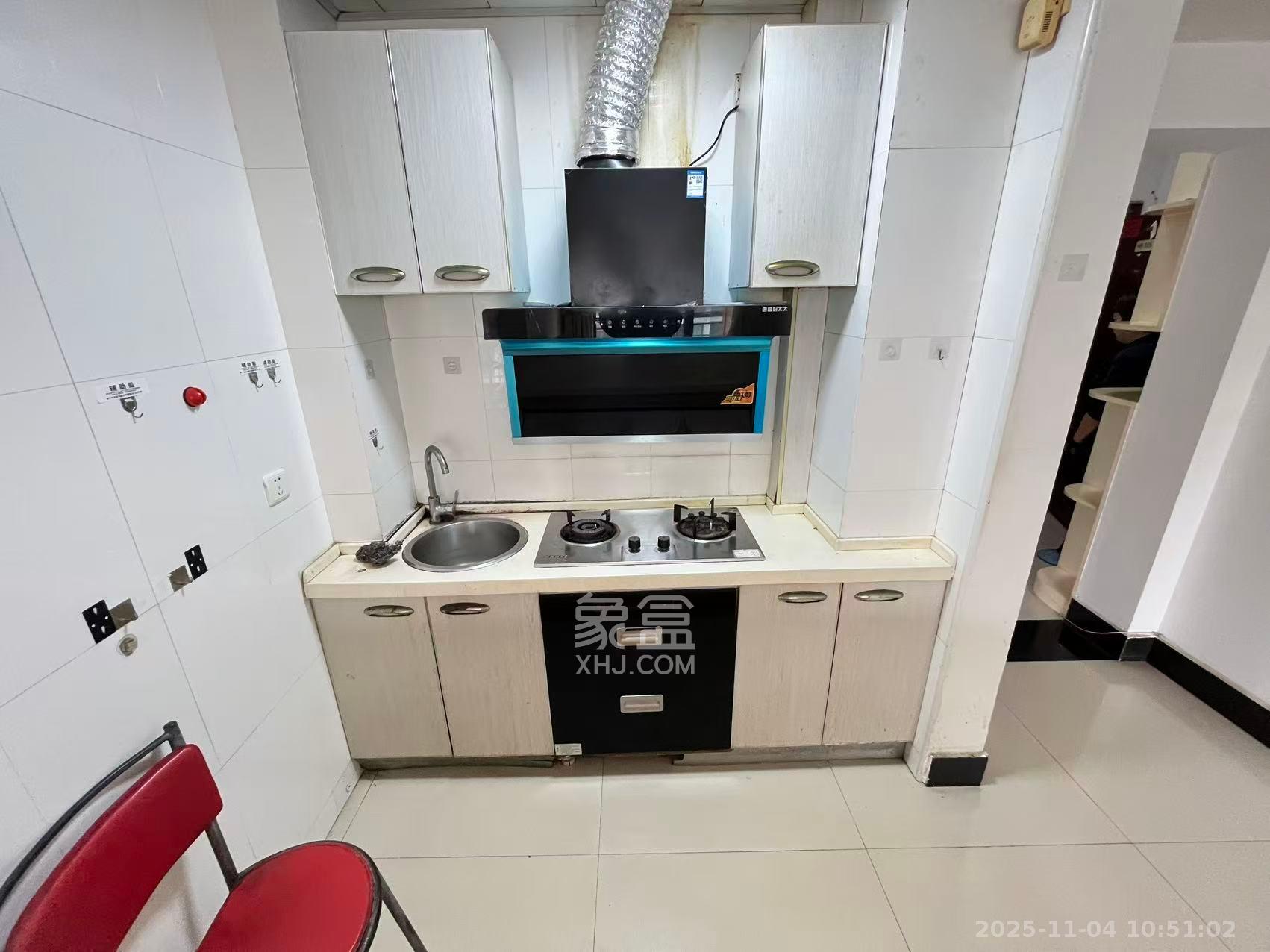 银港水晶城  2室2厅1卫    1900.0元/月室内图