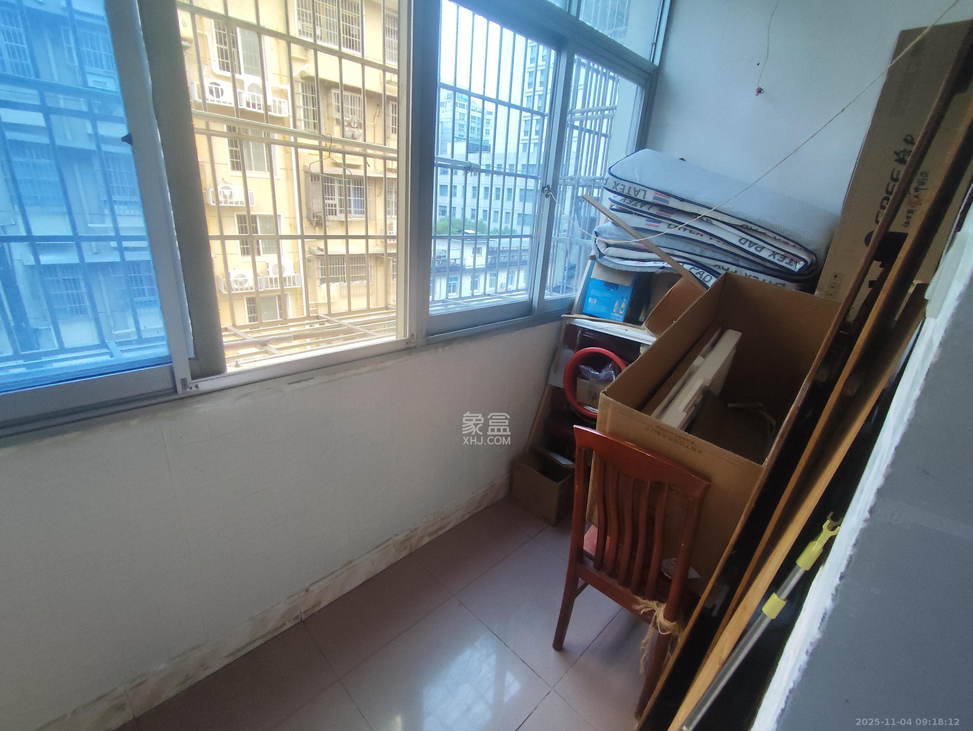 稻谷仓散盘  1室1厅1卫    1350.0元/月室内图