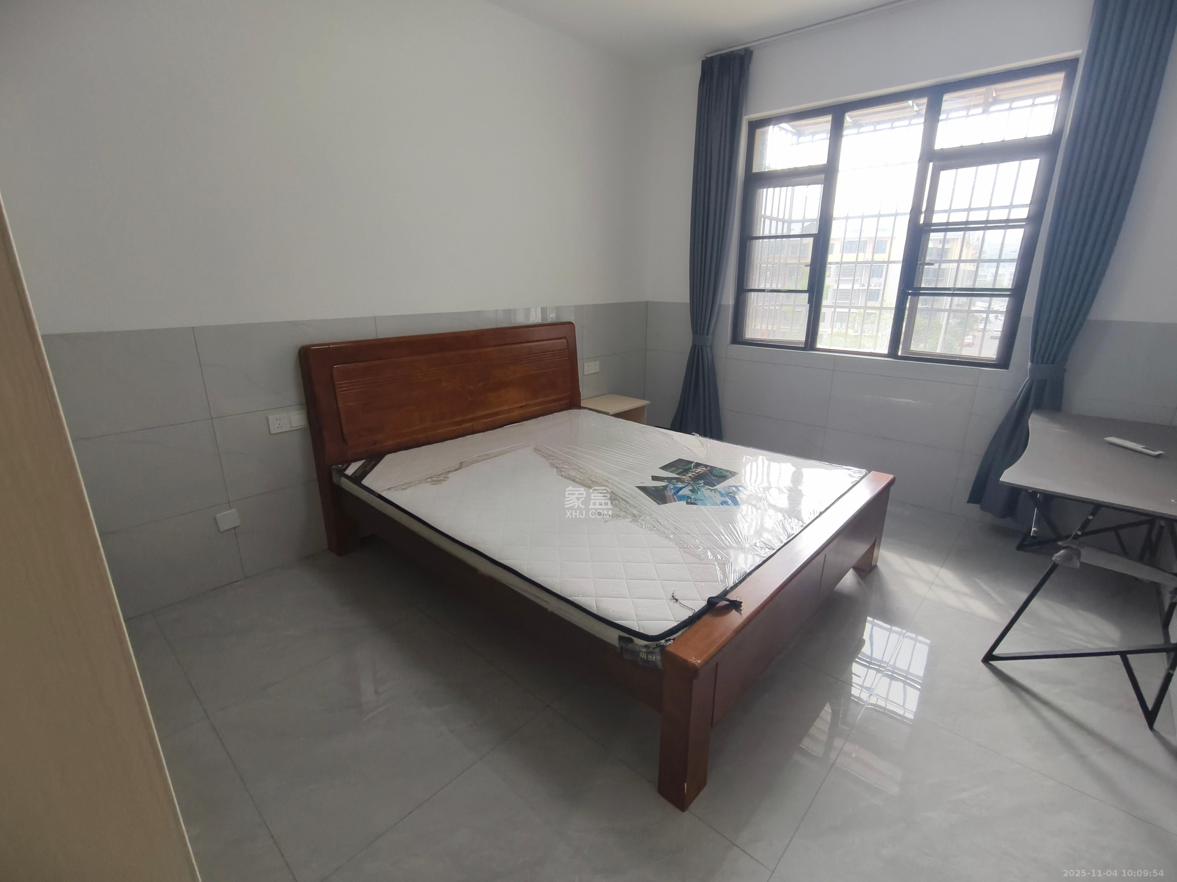 金桂小区二期 2室2厅1卫 1700.0元/月 金桂小区二期 2室2厅1卫 1700.0元/月室内图