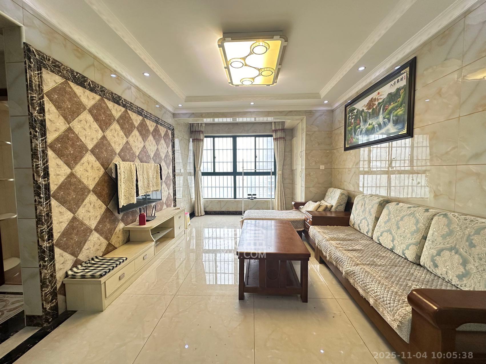 维一星城原山苑  3室2厅1卫    2300.0元/月室内图