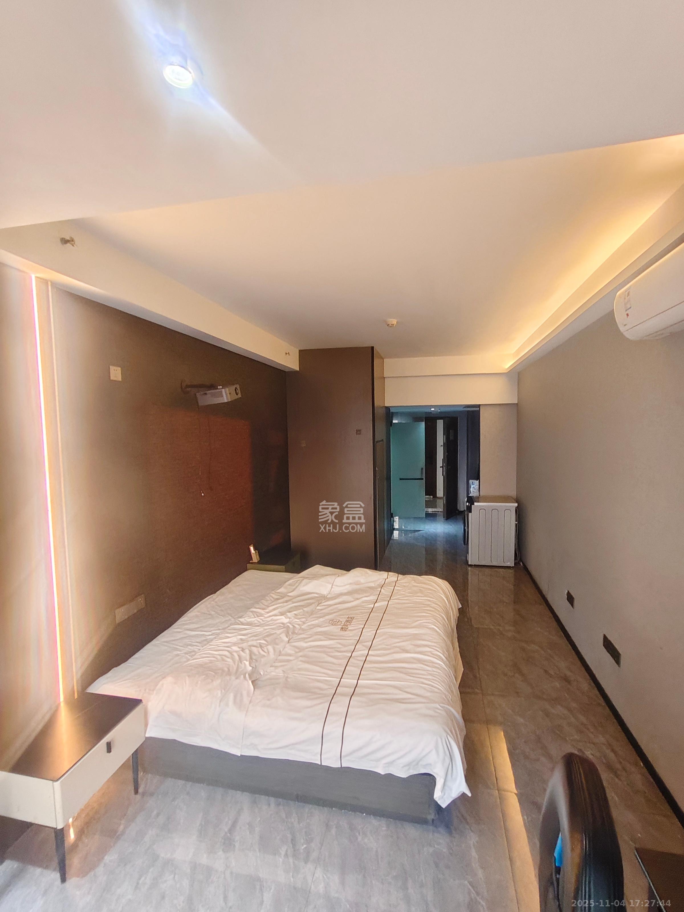 保利香槟国际 1室1厅1卫 1200.0元/月 保利香槟国际 1室1厅1卫 1200.0元/月室内图