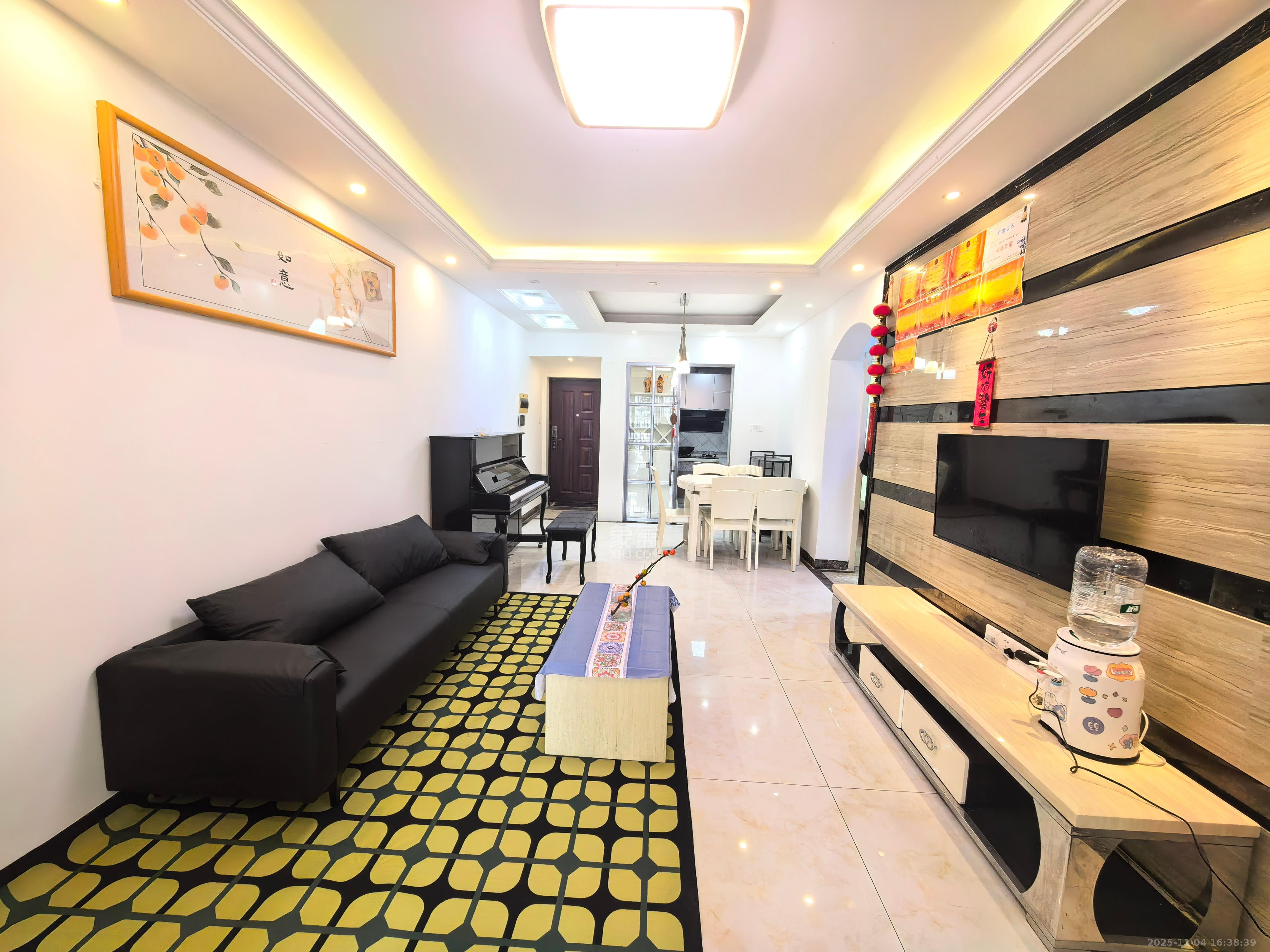 方略城市广场  3室2厅1卫    2600.0元/月