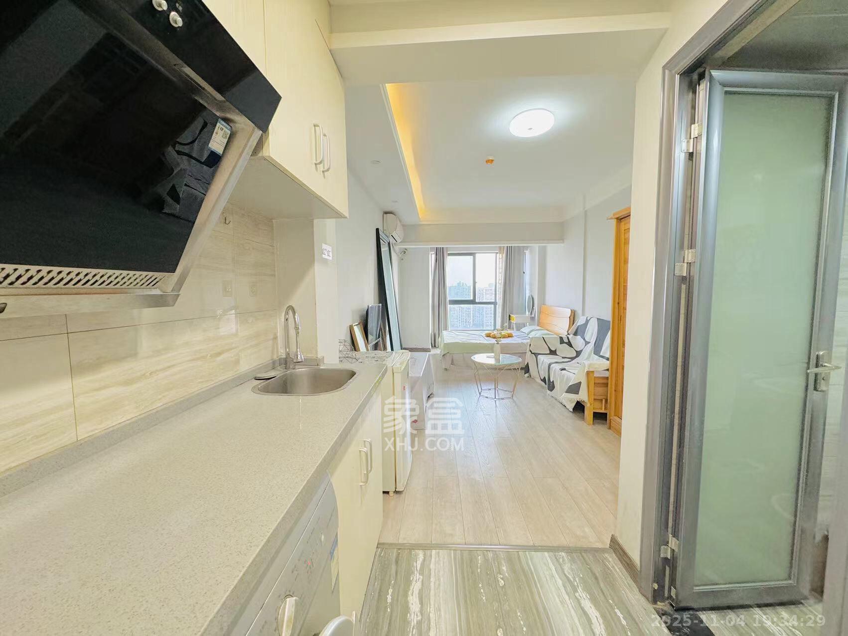 拿铁空间  1室0厅4卫    1500.0元/月室内图1