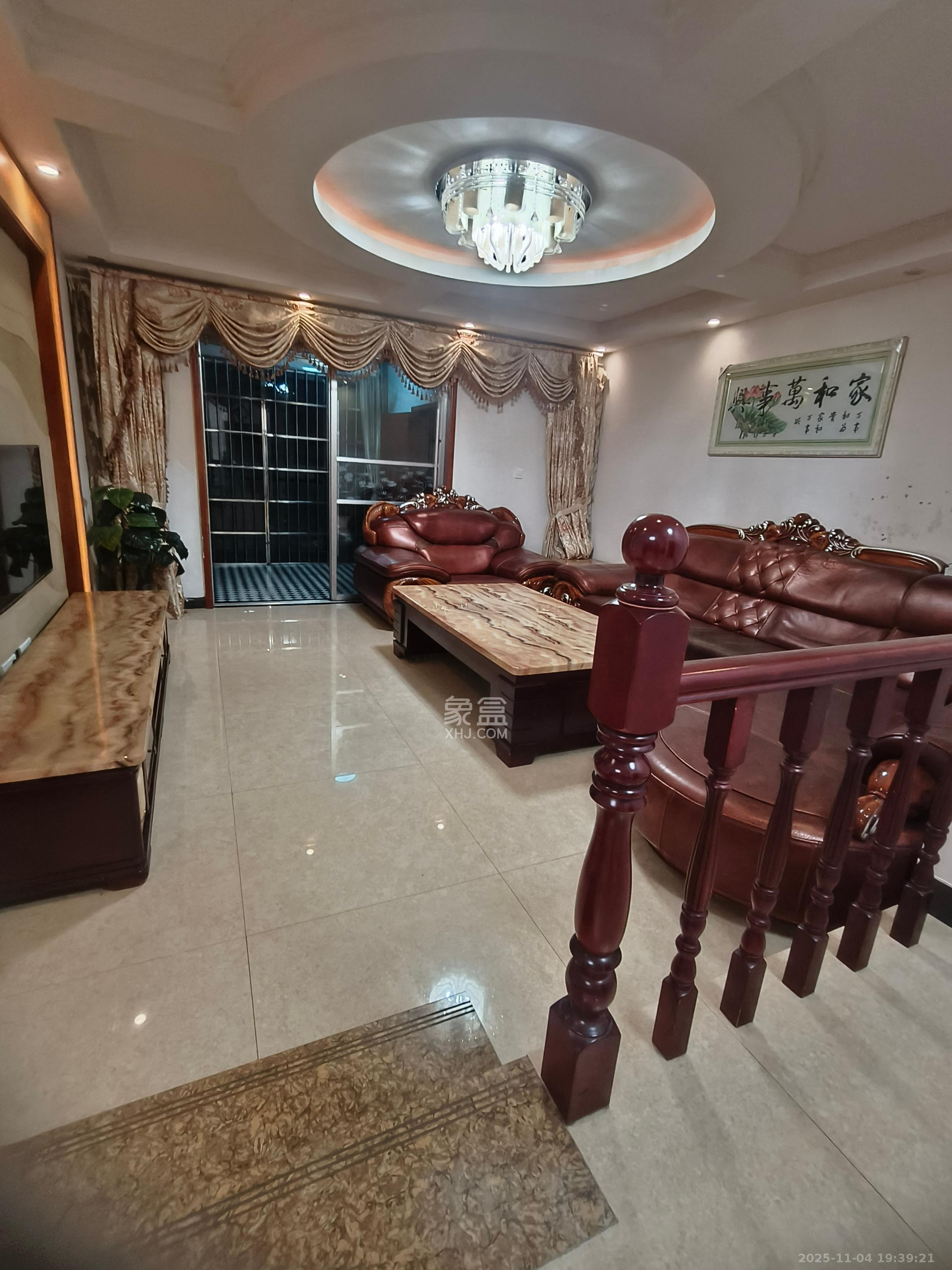 锦湘国际星城三期(锦绣苑) 2室2厅1卫 2400.0元/月 锦湘国际星城三期(锦绣苑) 2室2厅1卫 2400.0元/月室内图