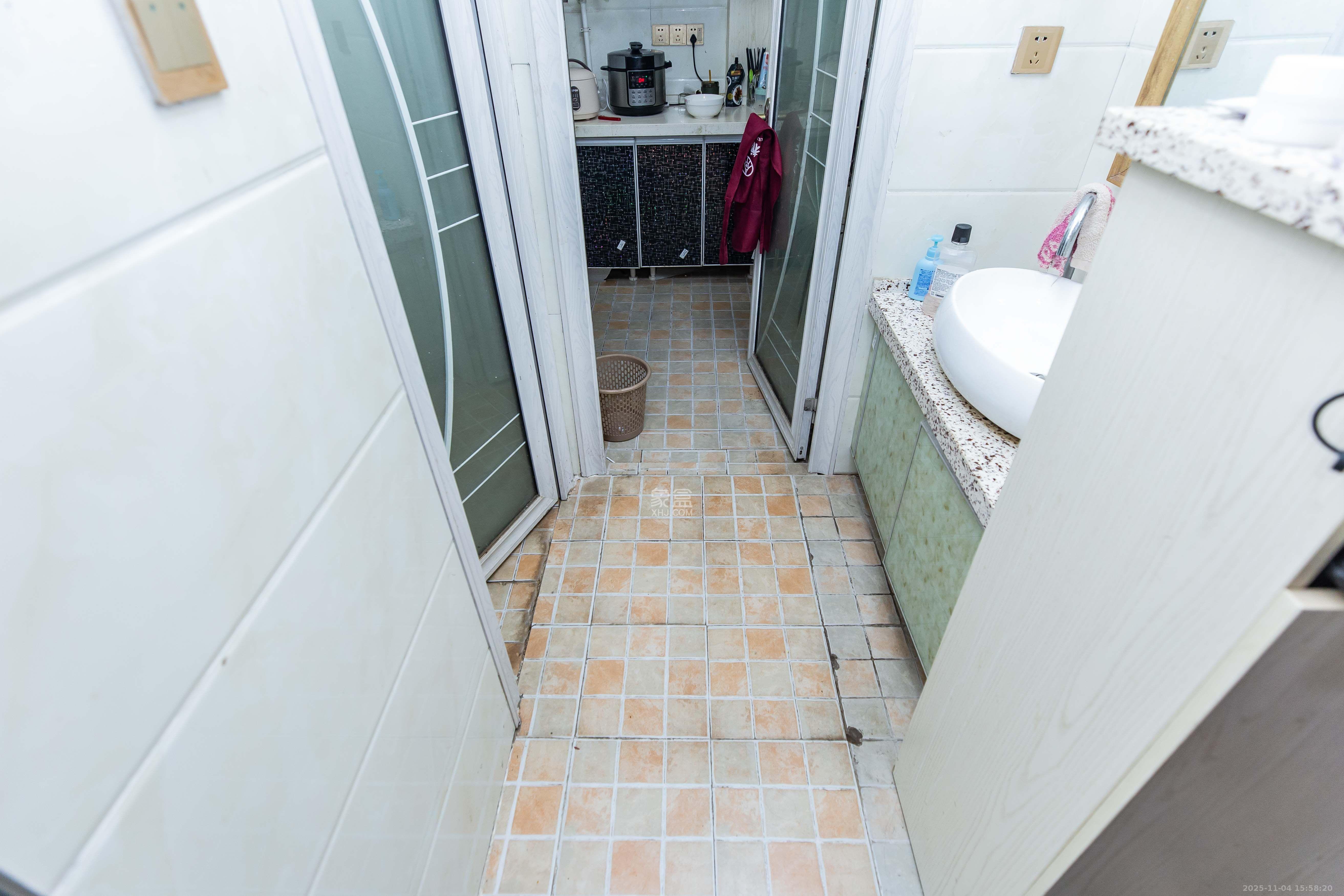 荣盛花语馨苑 2室1厅1卫 1900.0元/月 荣盛花语馨苑 2室1厅1卫 1900.0元/月室内图