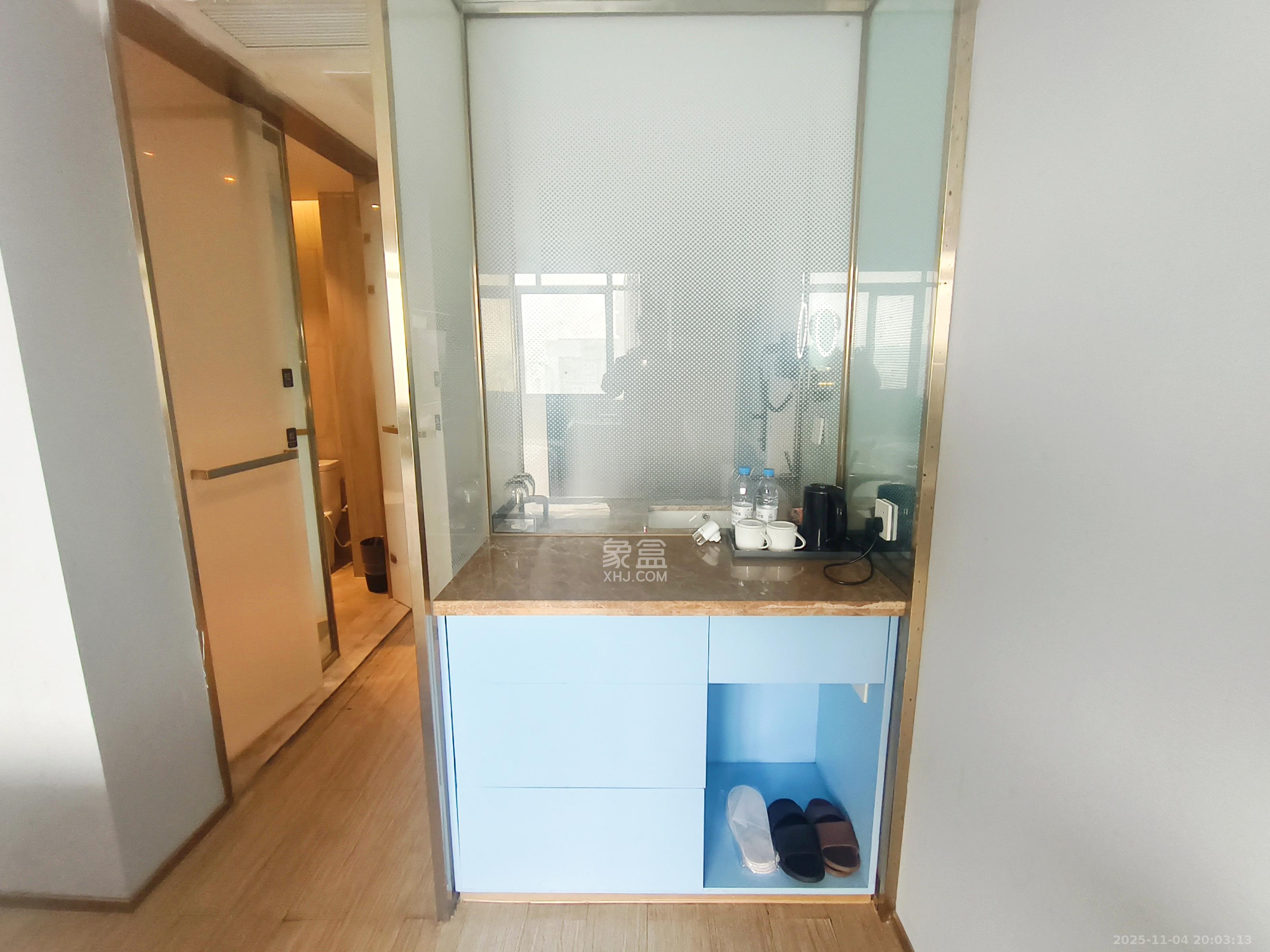 西子湖畔沃府  1室1厅1卫    1200.0元/月室内图