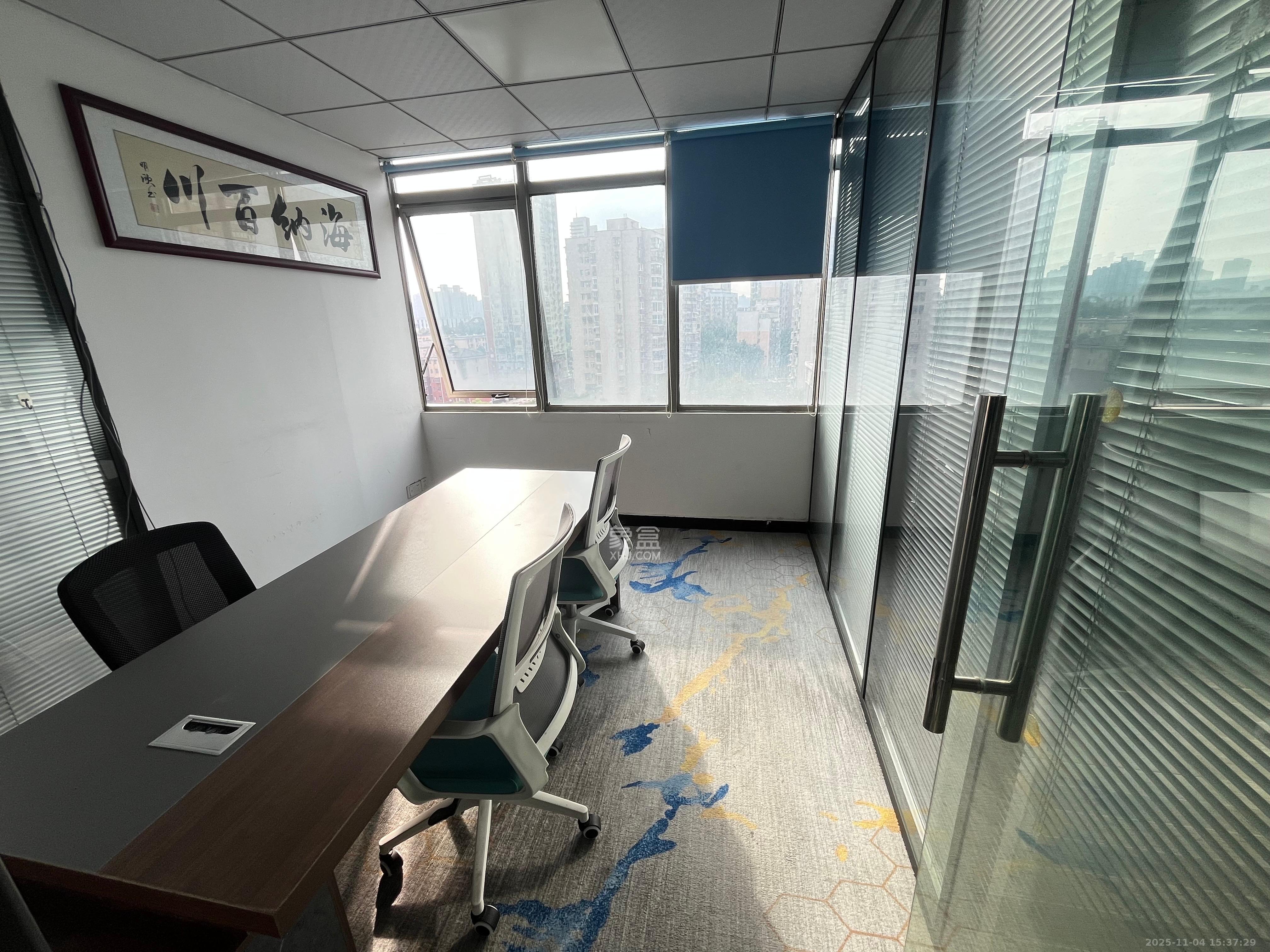 奥克斯广场   114.46㎡      6000.0元/月室内图