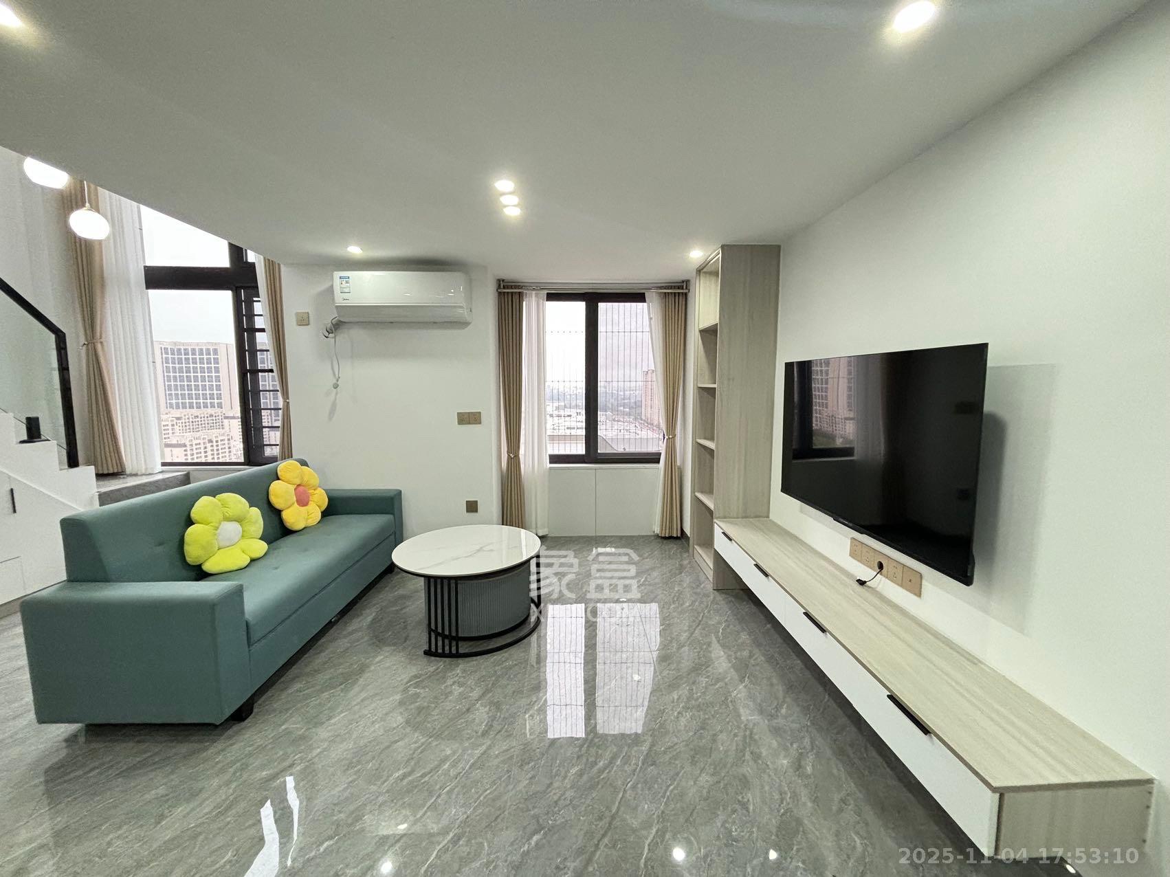 新城悦隽公园  1室0厅0卫    2100.0元/月