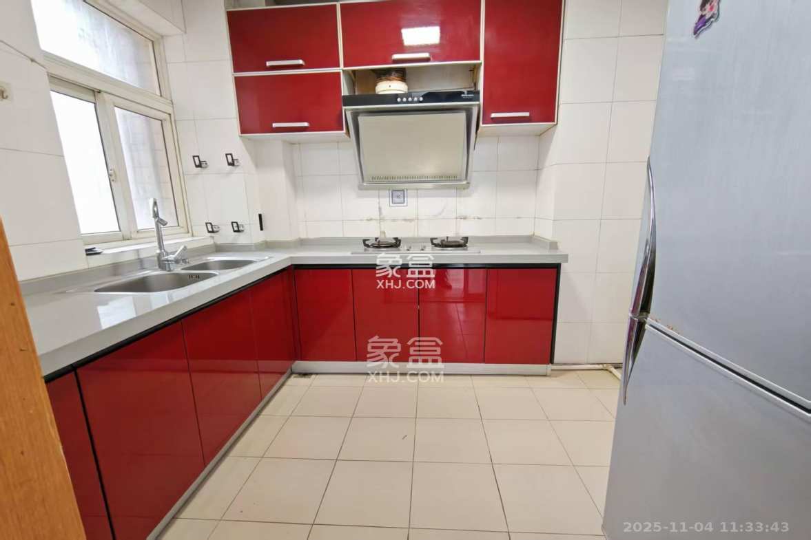 枫林美景 3室2厅1卫 2600.0元/月 枫林美景 3室2厅1卫 2600.0元/月室内图