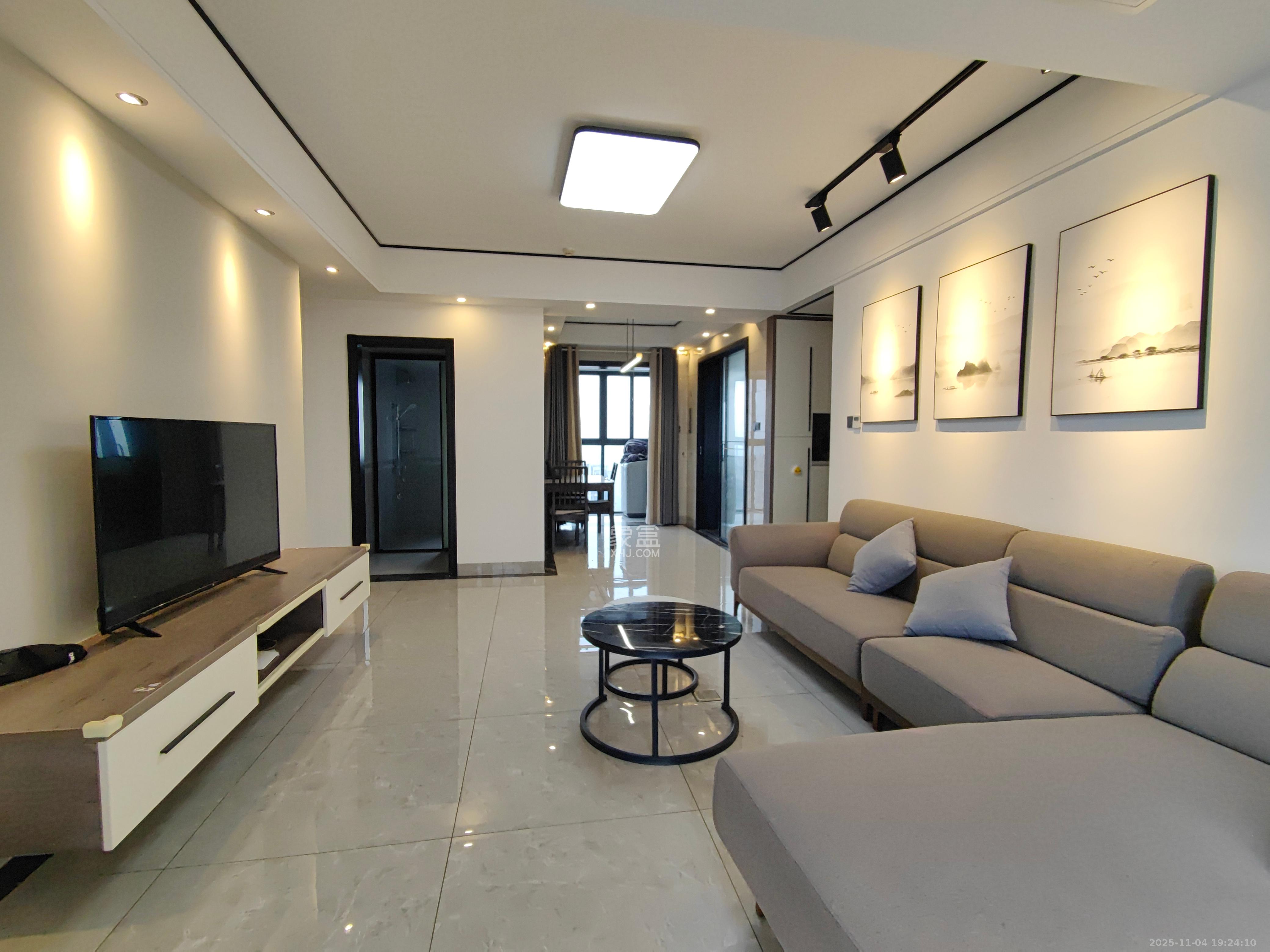 中建梅溪湖中心 3室2厅2卫 3400.0元/月 中建梅溪湖中心 3室2厅2卫 3400.0元/月室内图