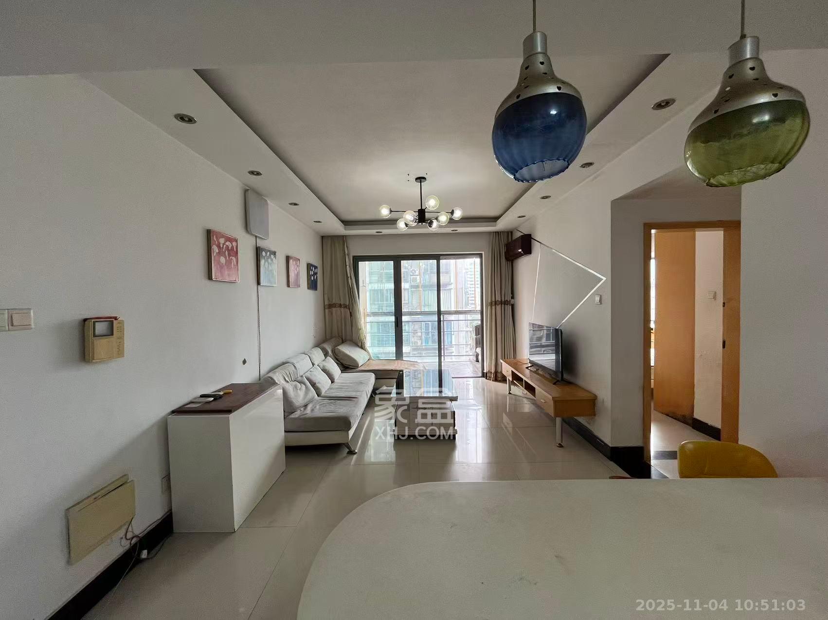 银港水晶城  2室2厅1卫    1900.0元/月室内图