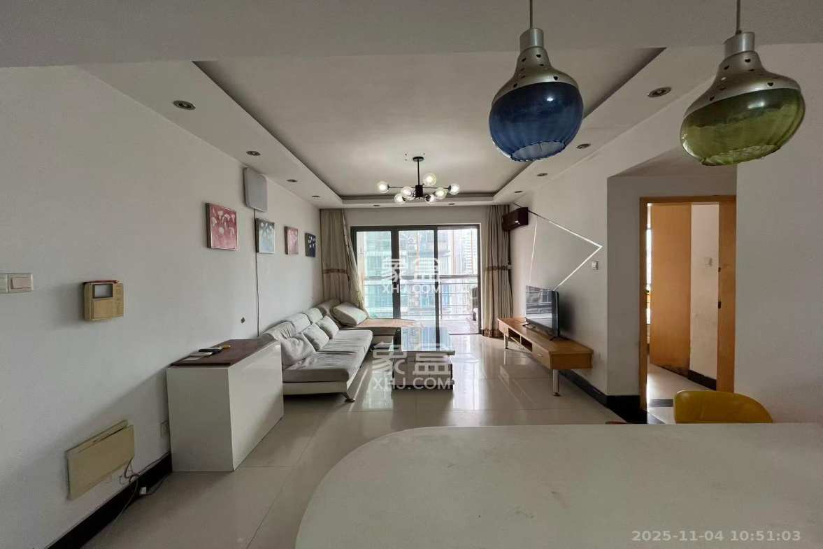 银港水晶城 2室2厅1卫 1900.0元/月 银港水晶城 2室2厅1卫 1900.0元/月室内图