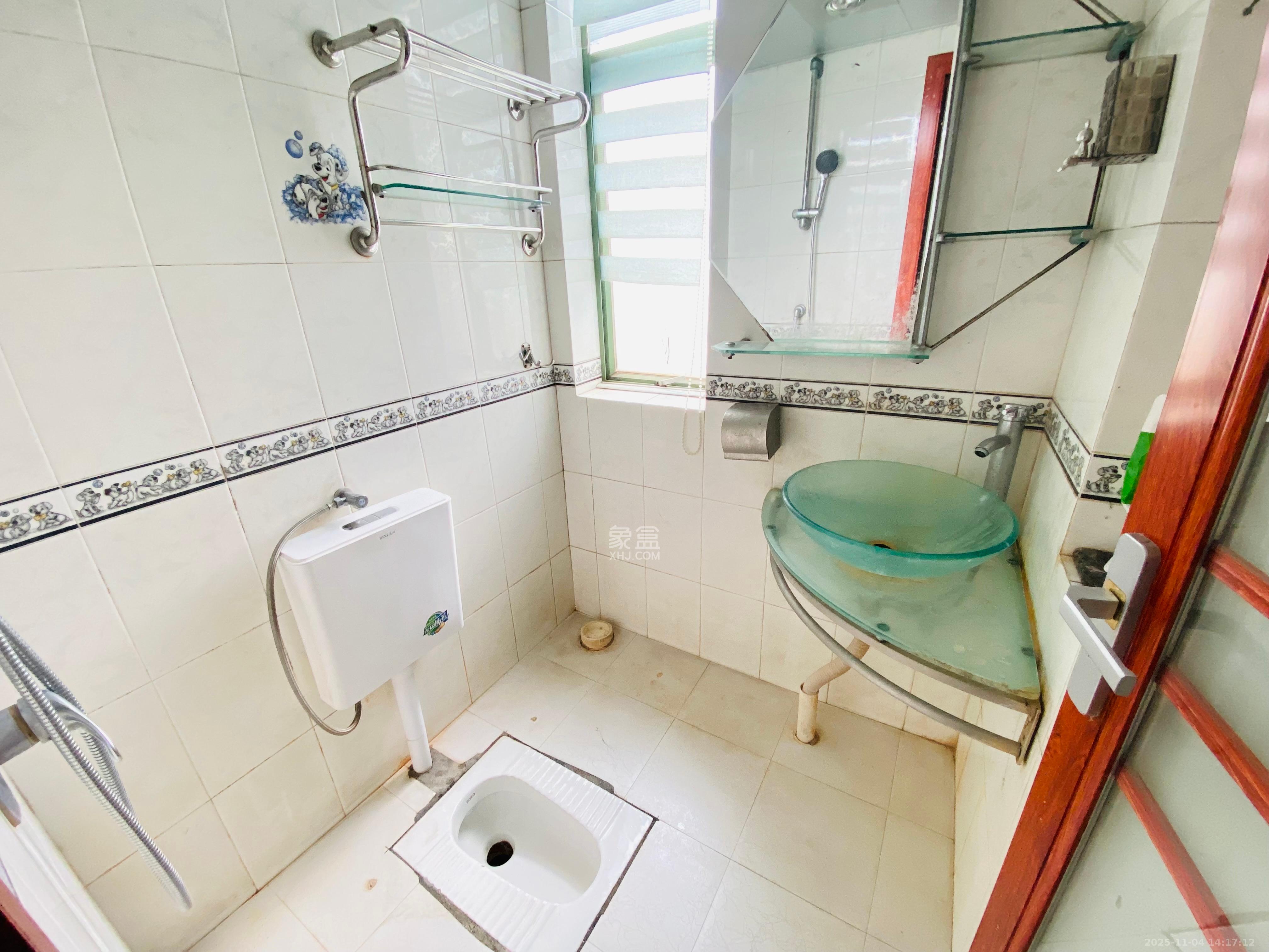 佳逸豪园  4室2厅2卫    3100.0元/月室内图