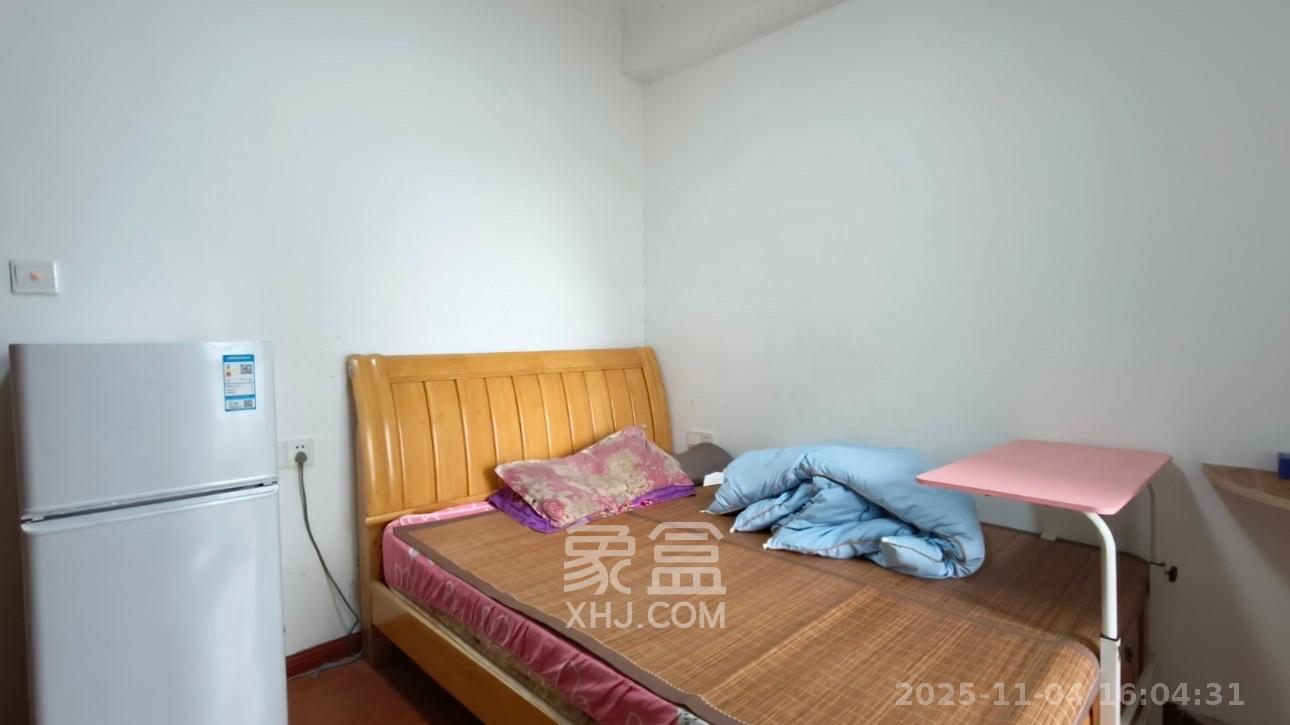 中房F联邦  1室1厅1卫    1000.0元/月