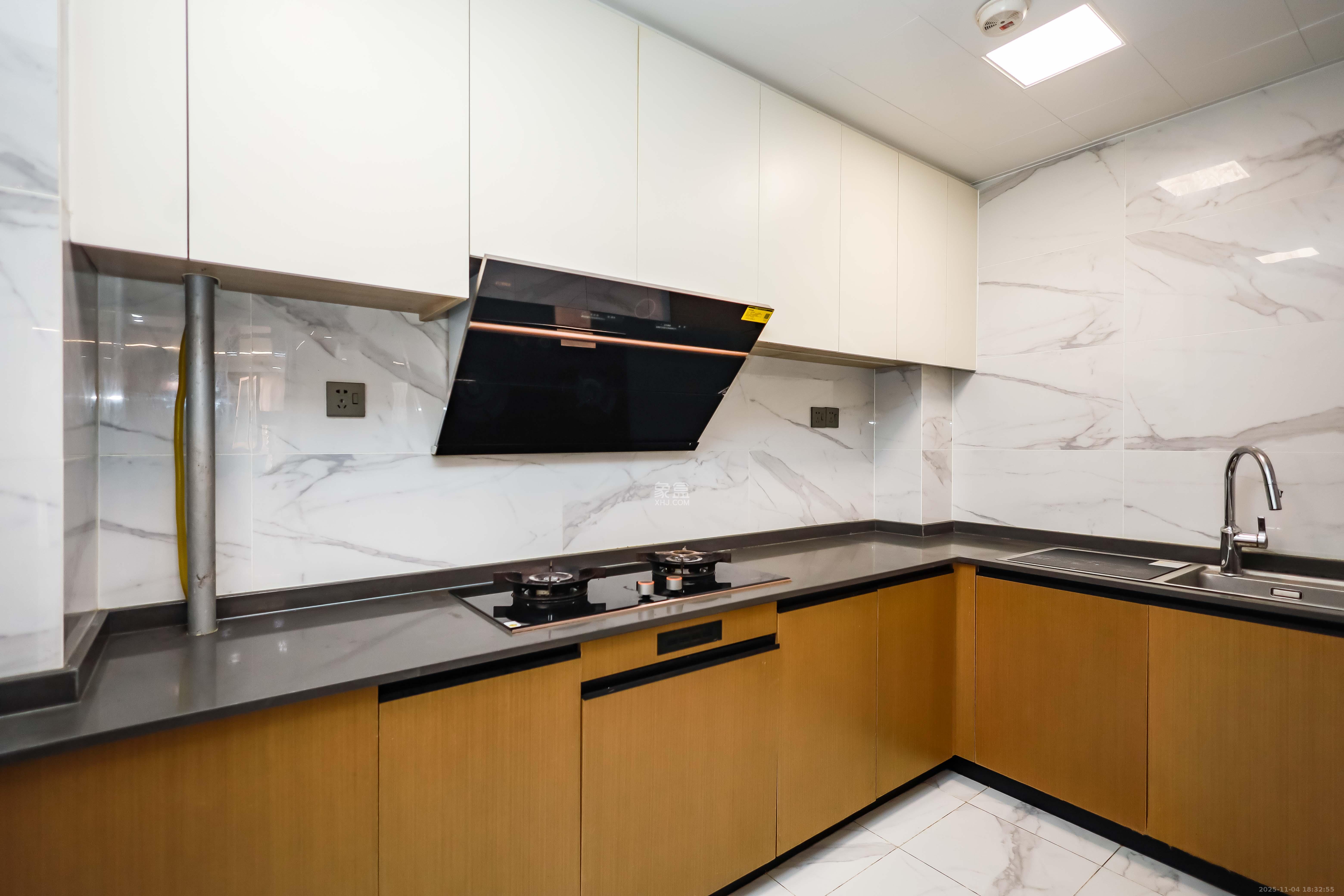 长房云西府一期 3室2厅1卫 92.8万 长房云西府一期 3室2厅1卫 92.8万厨房