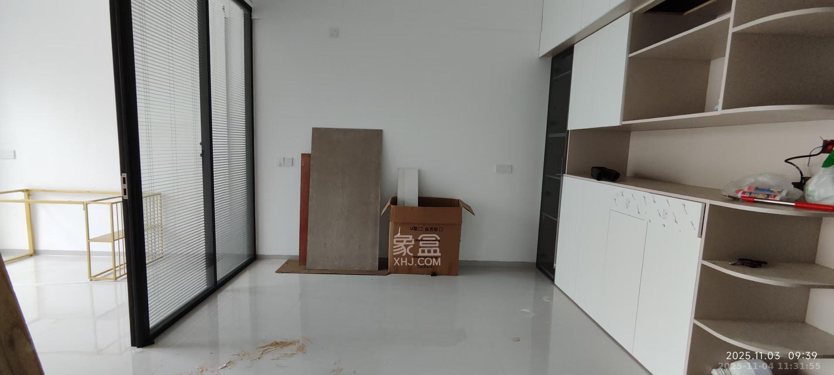 万坤图财富广场 2室1厅1卫 3500.0元/月 万坤图财富广场 2室1厅1卫 3500.0元/月室内图