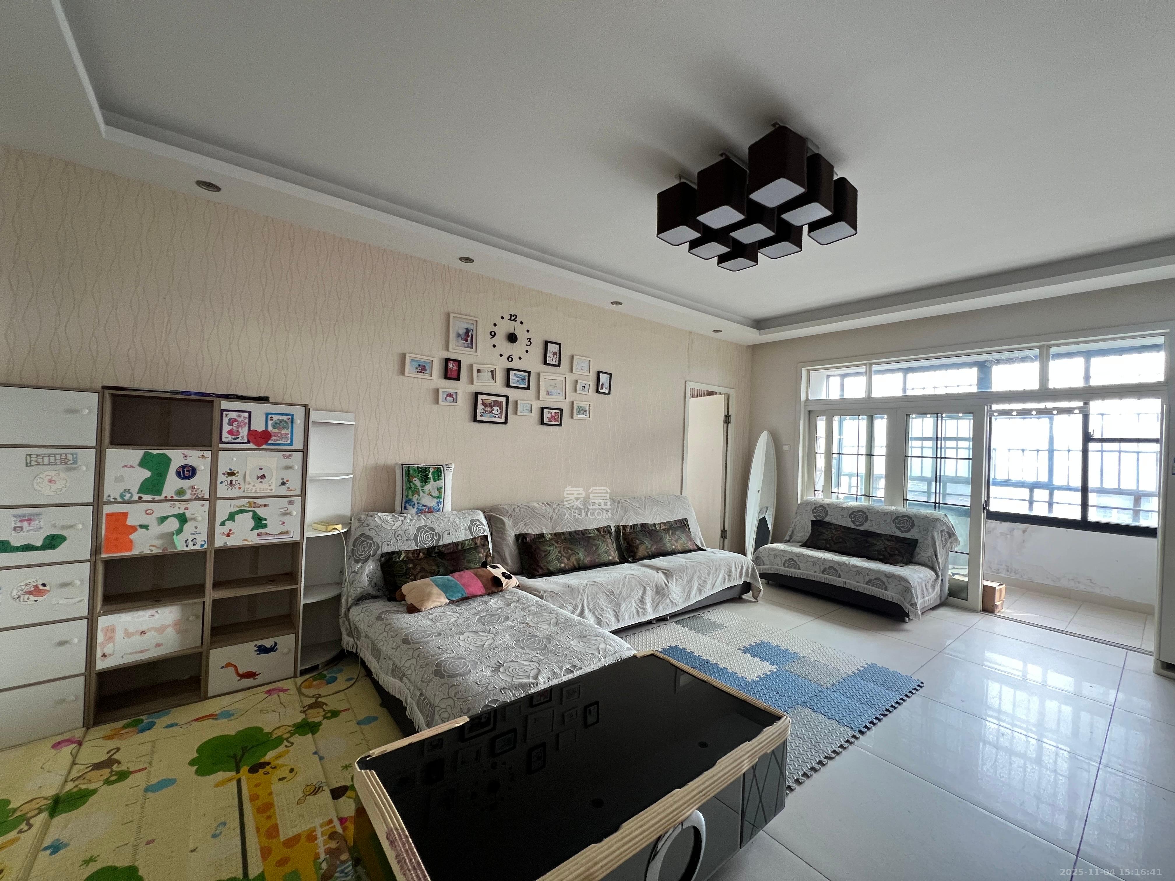 沁园春御院 3室2厅2卫 3000.0元/月 沁园春御院 3室2厅2卫 3000.0元/月室内图