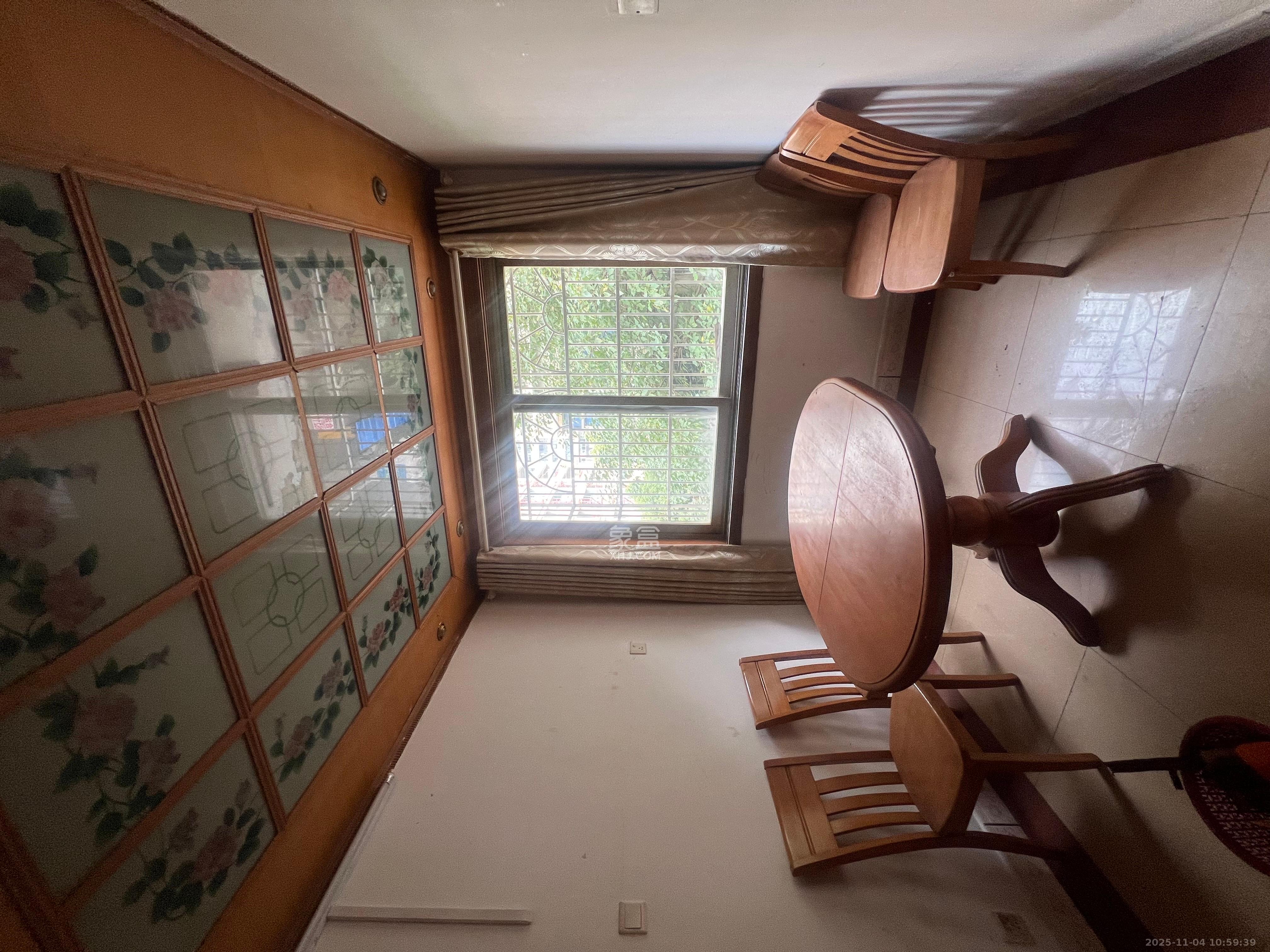 姚正街商住楼  3室2厅1卫    2700.0元/月室内图