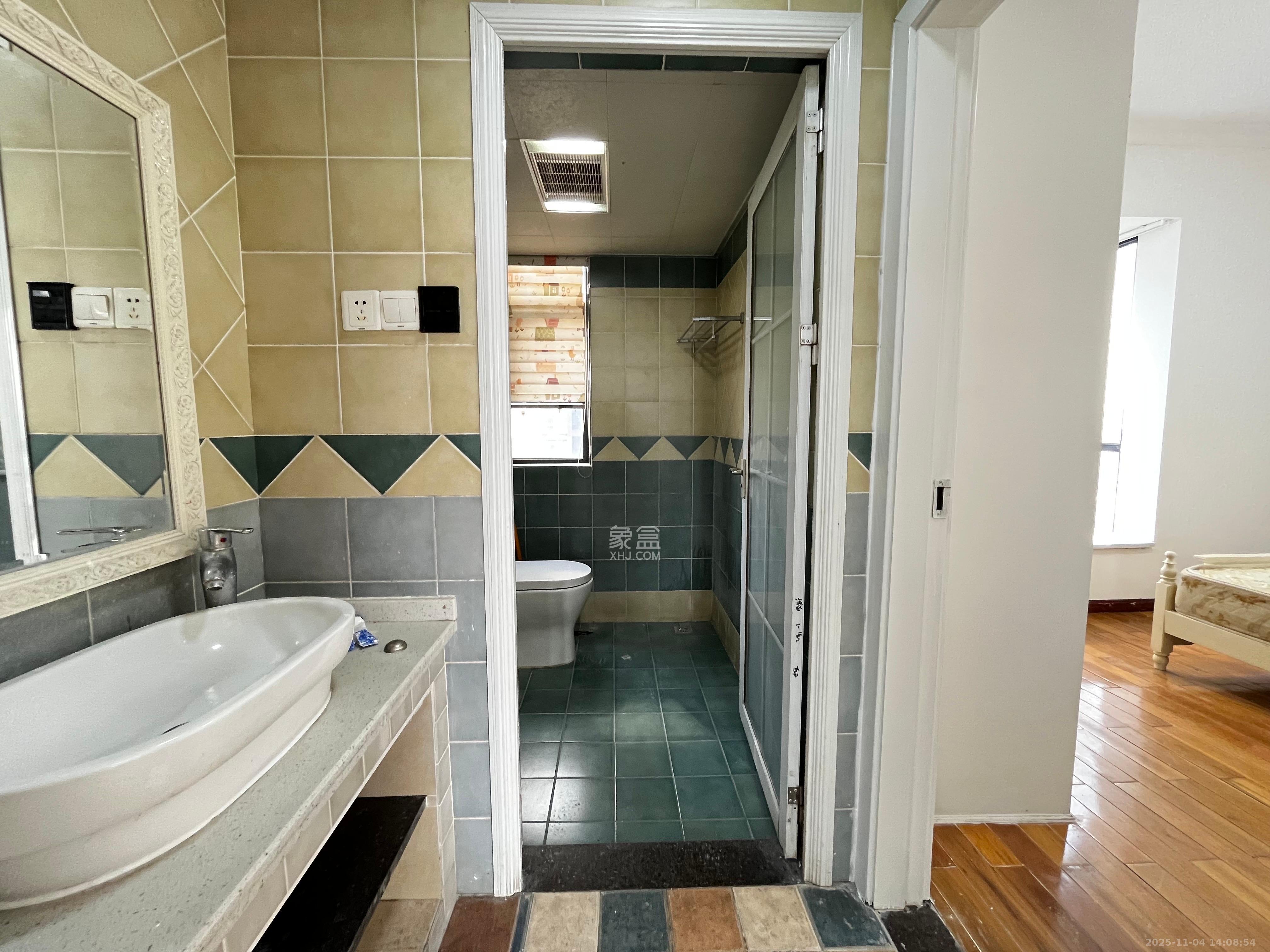 城南故事家园 3室2厅1卫 2300.0元/月 城南故事家园 3室2厅1卫 2300.0元/月室内图