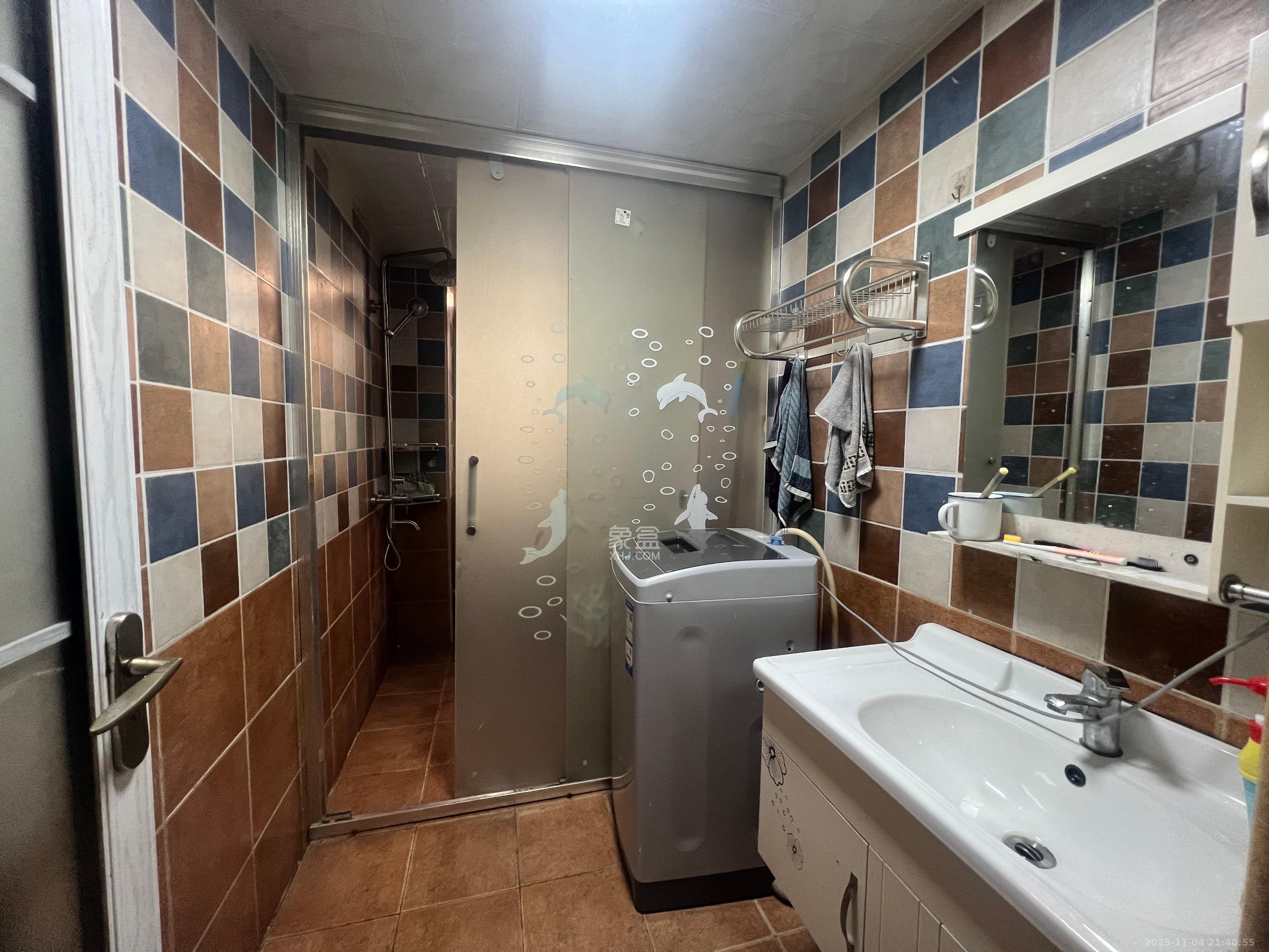 星城国际 3室2厅2卫 1800.0元/月 星城国际 3室2厅2卫 1800.0元/月室内图