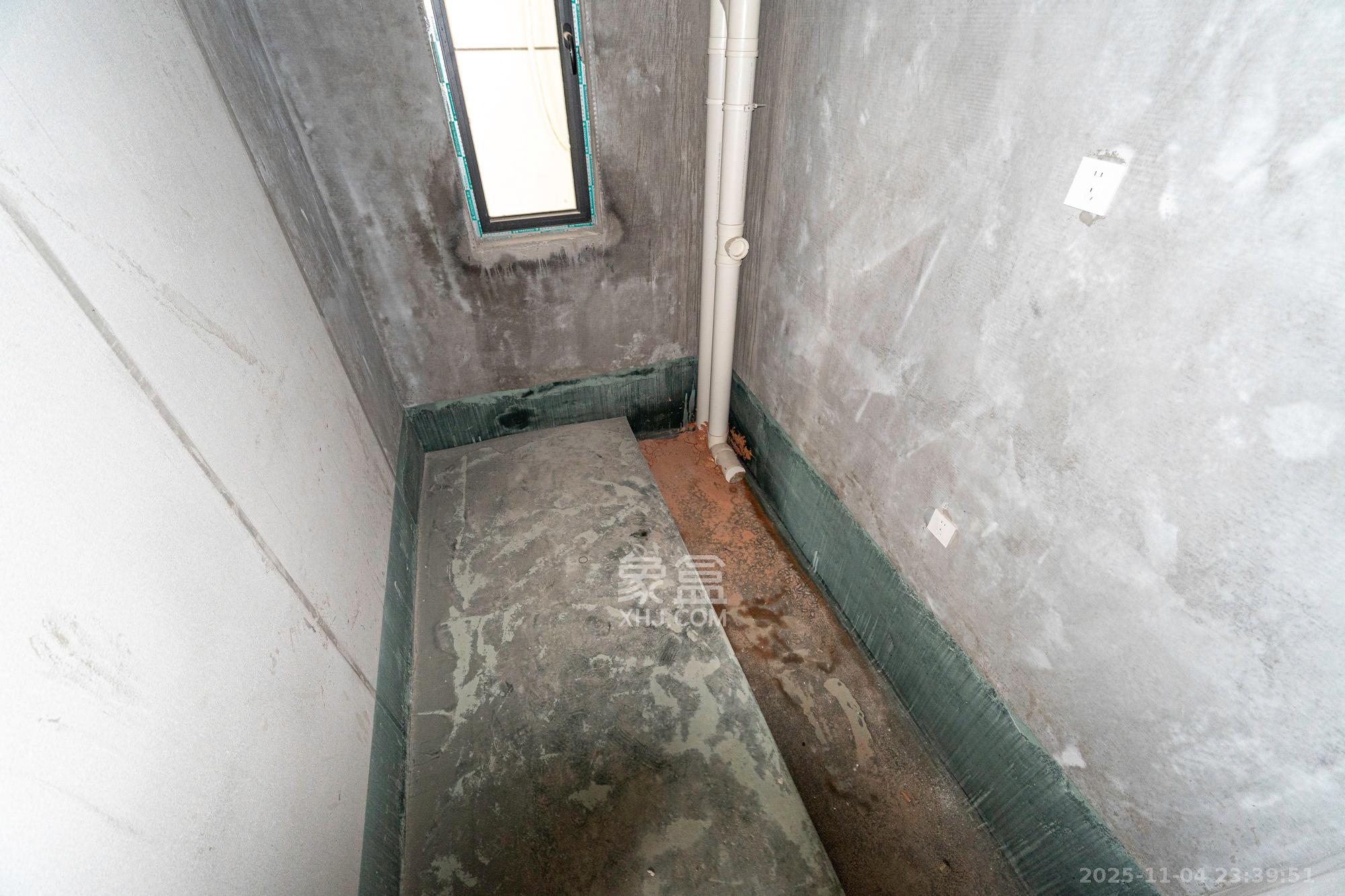 和顺府 4室2厅2卫 120.0万 和顺府 4室2厅2卫 120.0万卫生间