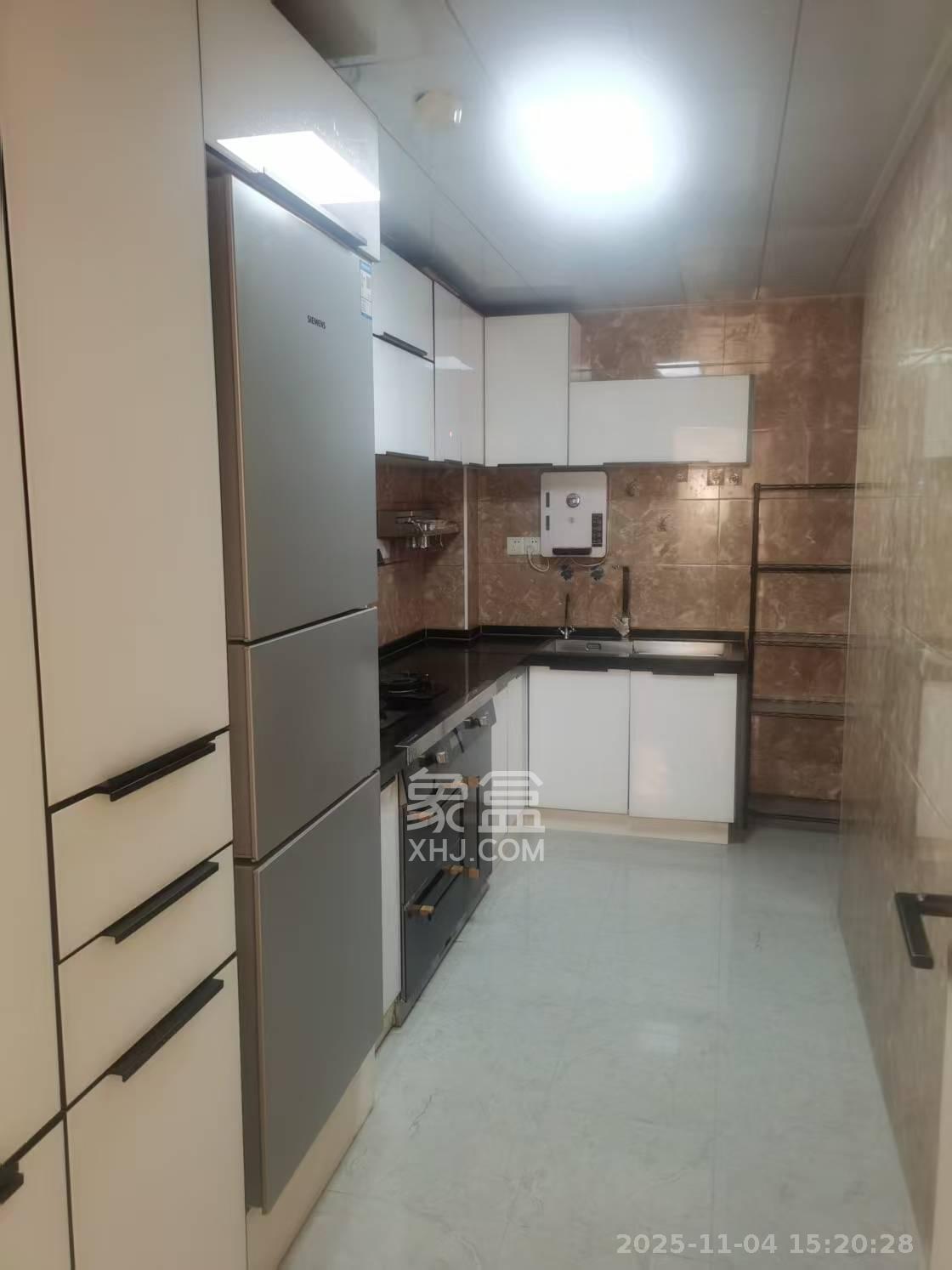 世茂外滩里(世茂铂翠湾三期) 3室2厅1卫 3800.0元/月 世茂外滩里(世茂铂翠湾三期) 3室2厅1卫 3800.0元/月室内图