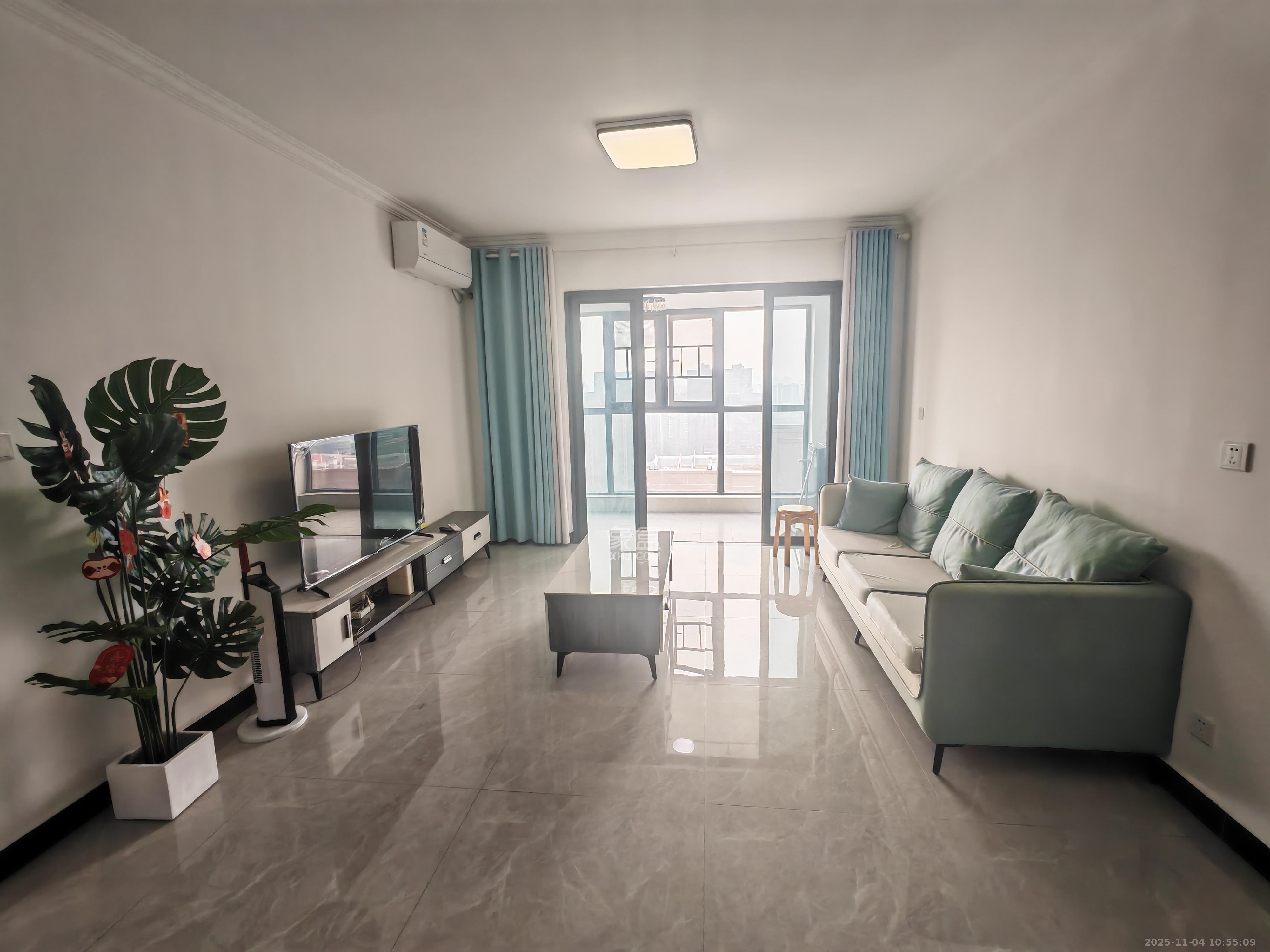 中冶中央公园  1室0厅0卫    2500.0元/月