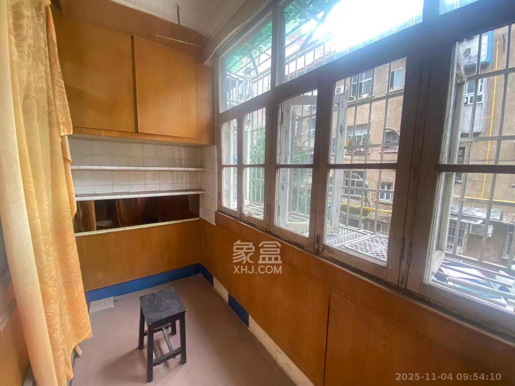 湖南六建伍家岭小区 2室1厅1卫 1000.0元/月 湖南六建伍家岭小区 2室1厅1卫 1000.0元/月室内图