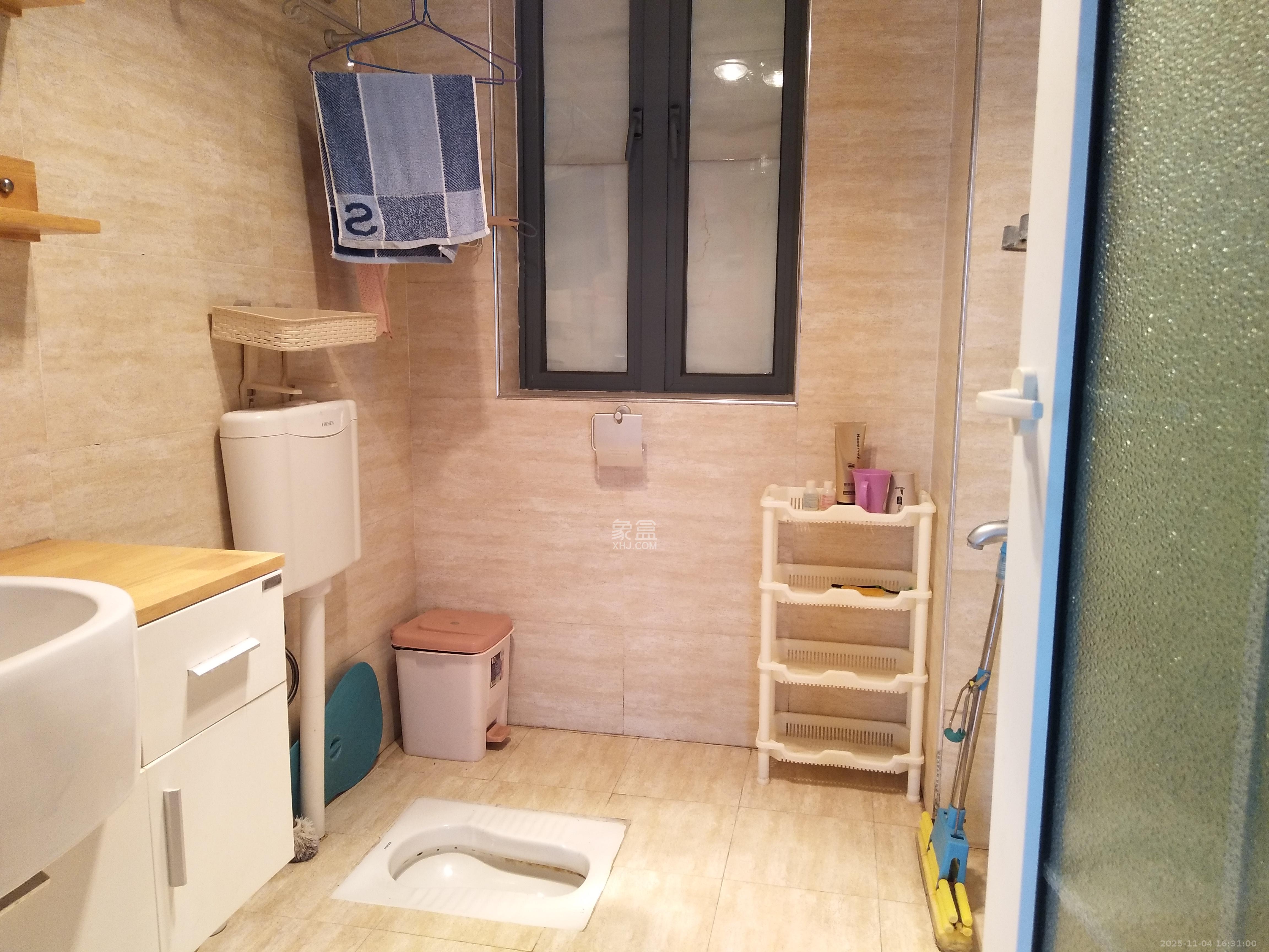 君庭金福苑 2室2厅1卫 3500.0元/月 君庭金福苑 2室2厅1卫 3500.0元/月室内图