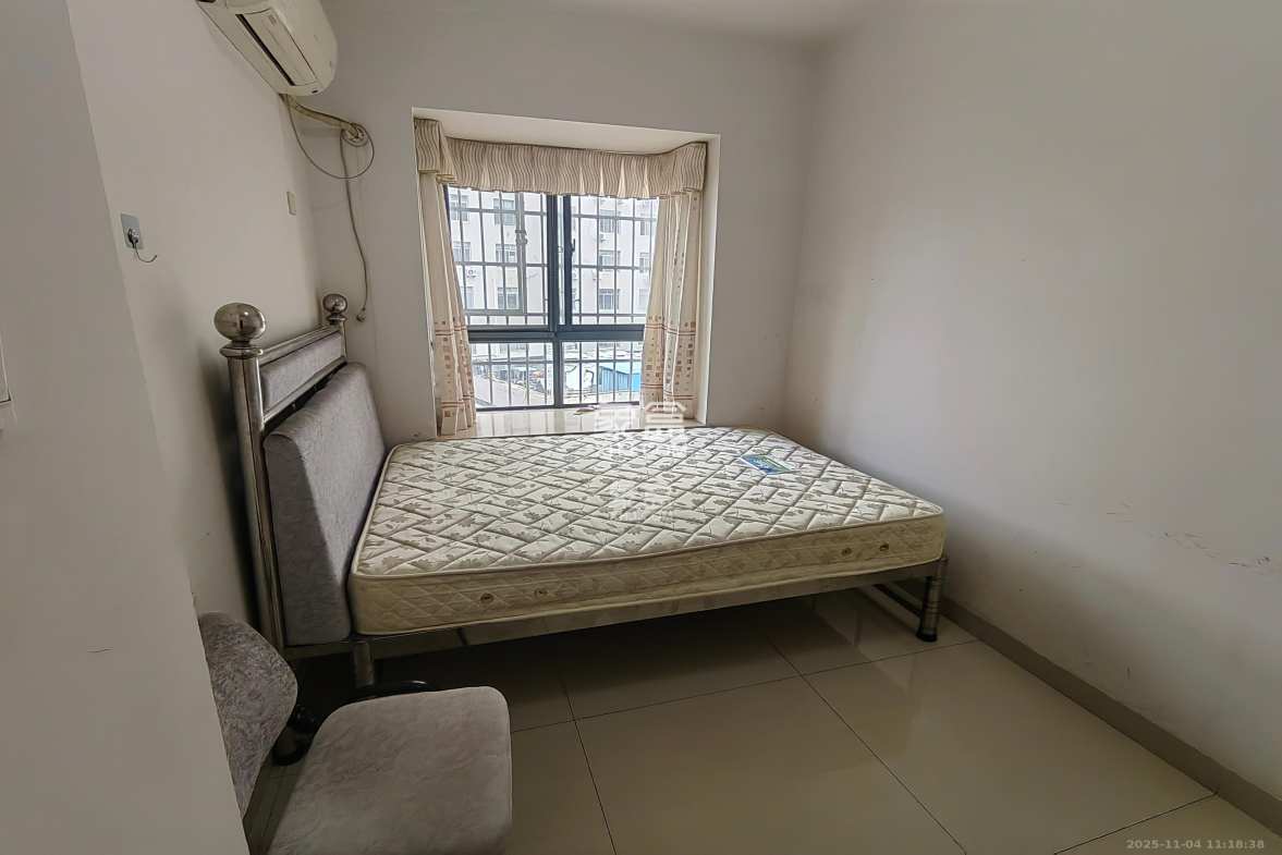 世纪桃花苑 2室2厅1卫 1700.0元/月 世纪桃花苑 2室2厅1卫 1700.0元/月室内图