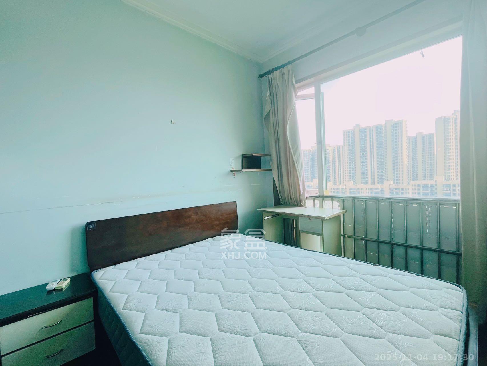 万事佳景园  3室1厅1卫    1900.0元/月室内图