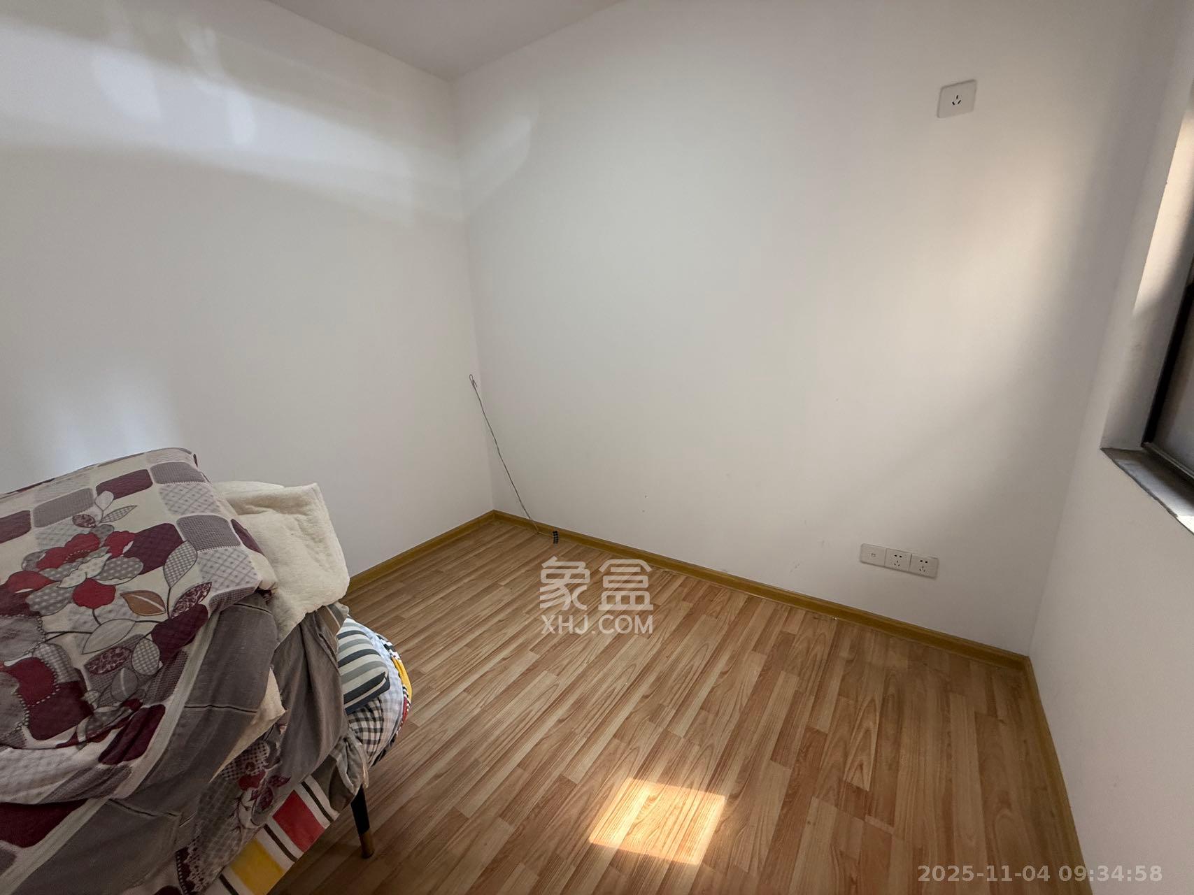 北辰中央公园C区  3室2厅1卫    2500.0元/月