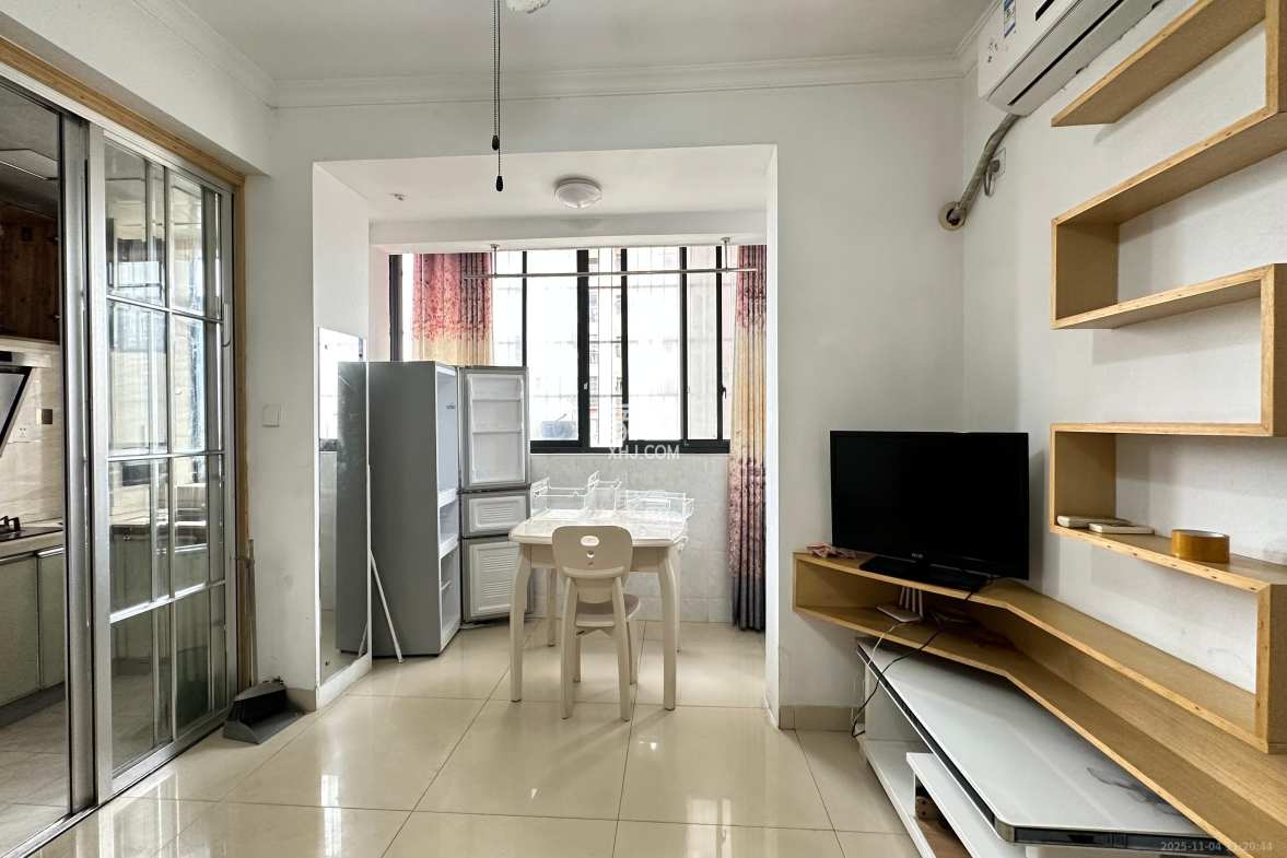 Cross尚公馆 1室1厅1卫 1300.0元/月 Cross尚公馆 1室1厅1卫 1300.0元/月室内图