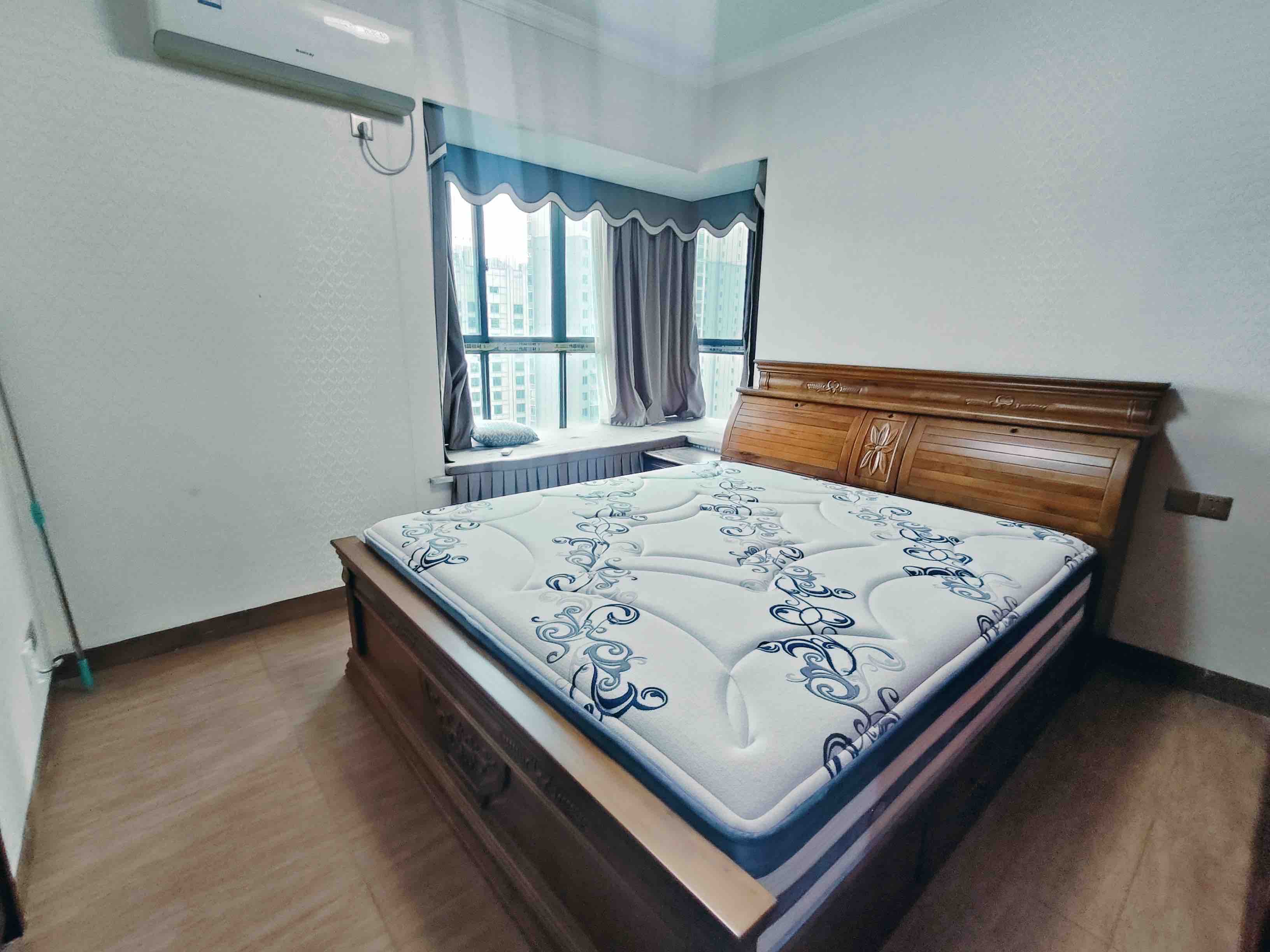 西子莲花  3室3厅2卫    2500.0元/月室内图