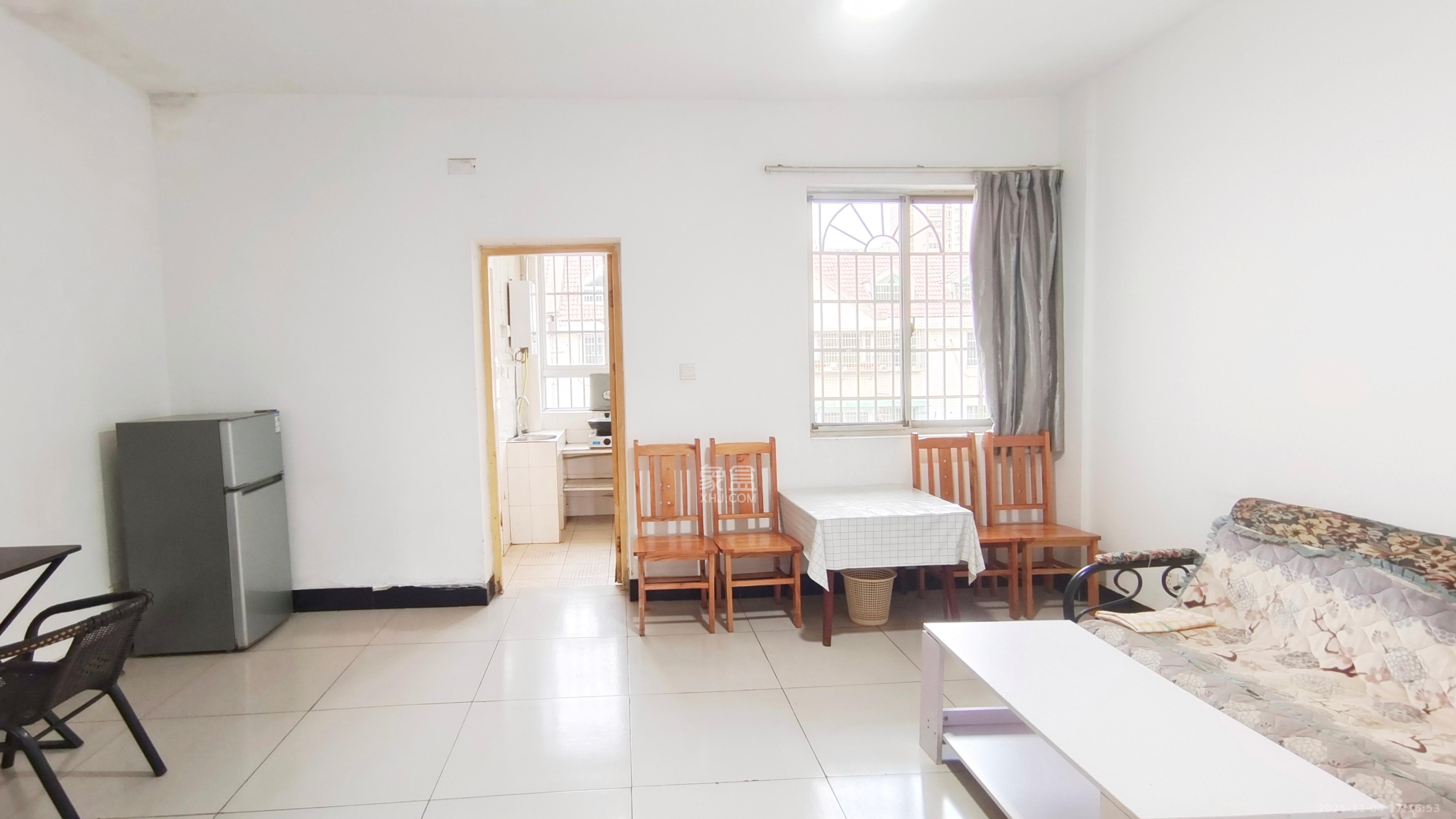 扬帆小区  2室1厅1卫    1800.0元/月