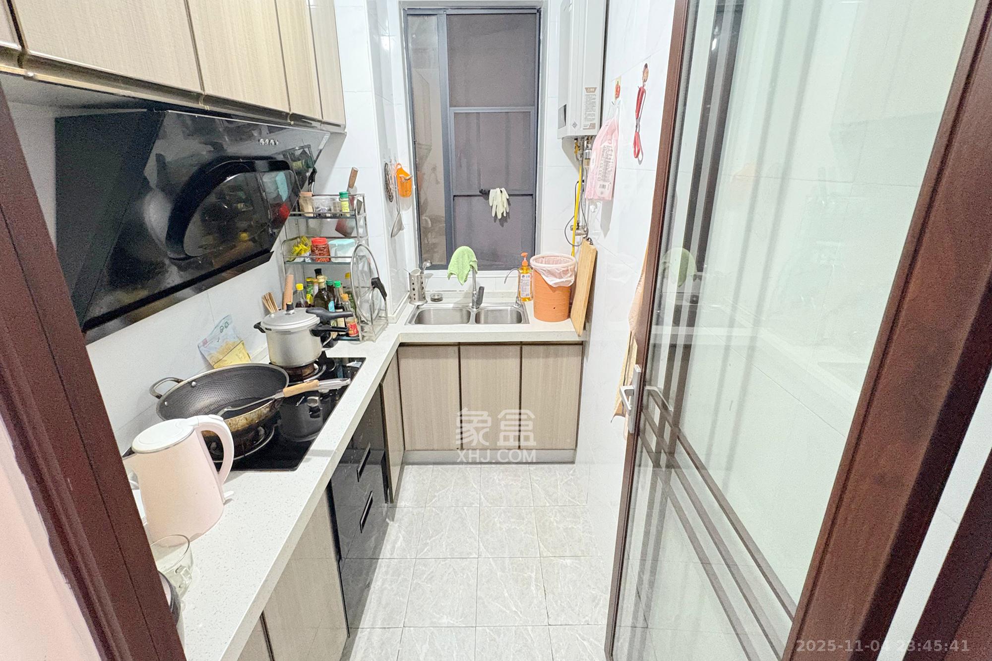 韭菜园嘉苑  2室1厅1卫    85.0万厨房