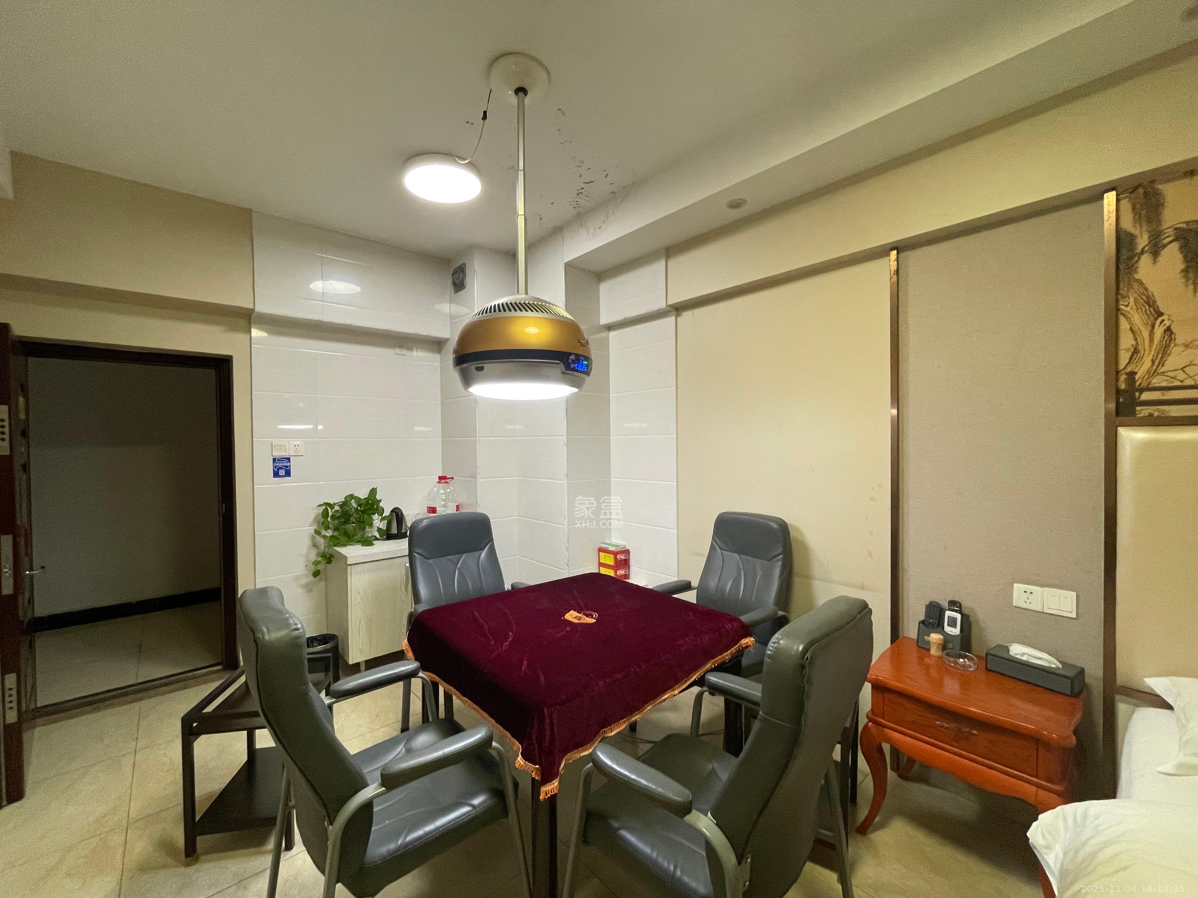 中建芙蓉嘉苑 1室1厅1卫 1300.0元/月 中建芙蓉嘉苑 1室1厅1卫 1300.0元/月室内图