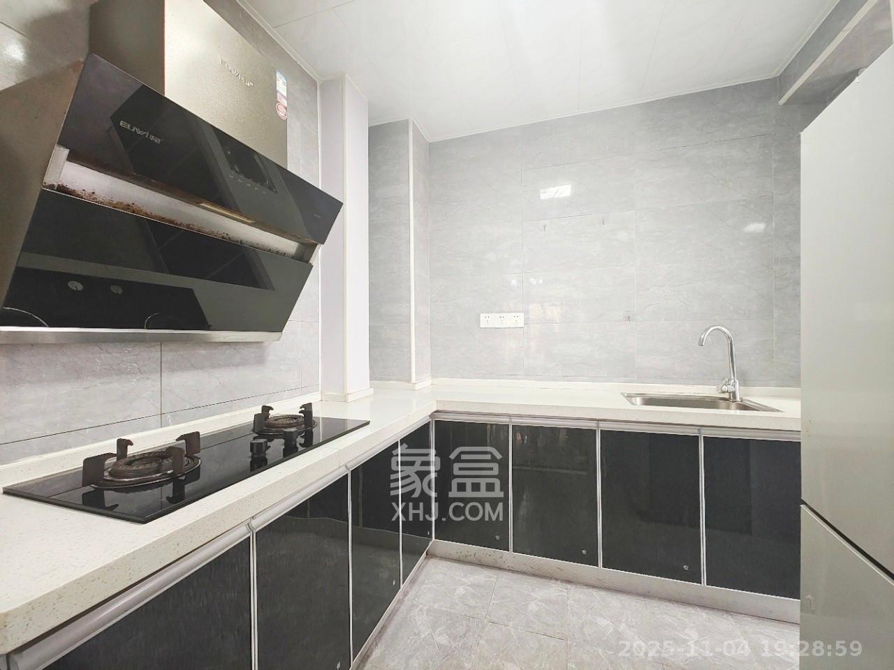 保利香槟国际 1室0厅0卫 2200.0元/月 保利香槟国际 1室0厅0卫 2200.0元/月室内图