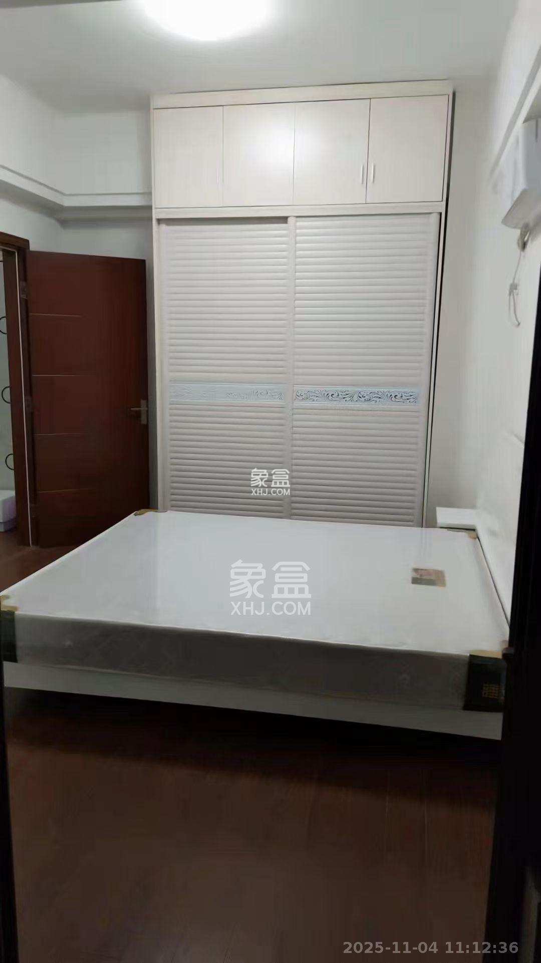 环宇天地、中海地产(中信城市广场二期) 2室2厅1卫 1800.0元/月 环宇天地、中海地产(中信城市广场二期) 2室2厅1卫 1800.0元/月室内图