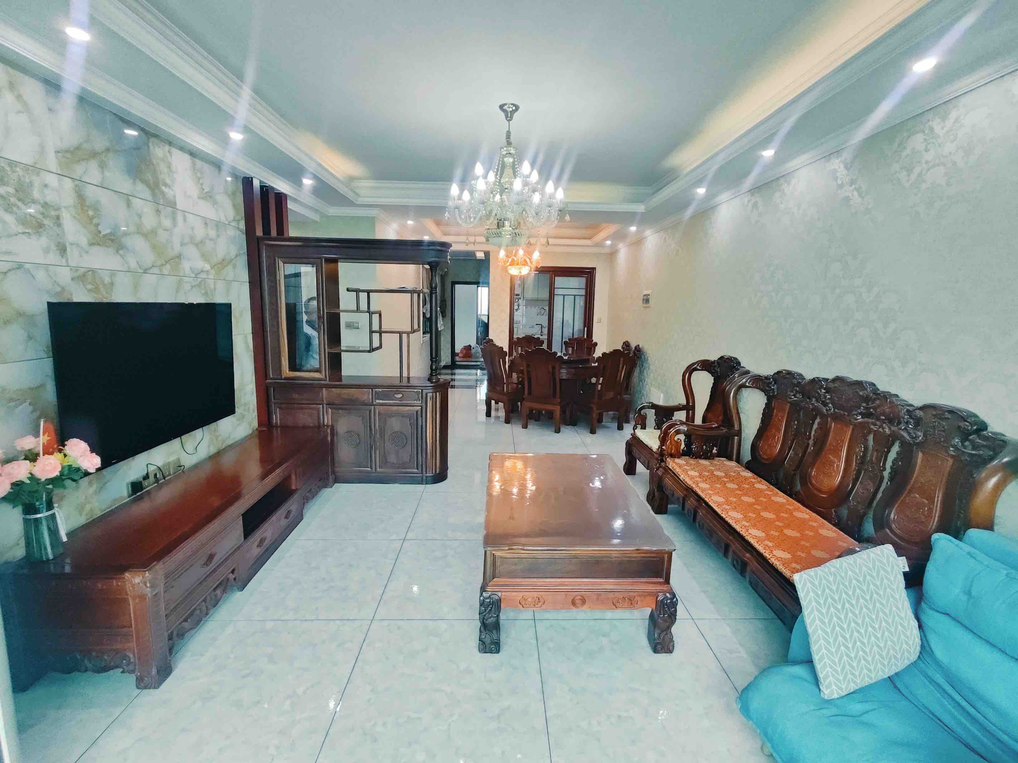 西子莲花  3室3厅2卫    2500.0元/月室内图