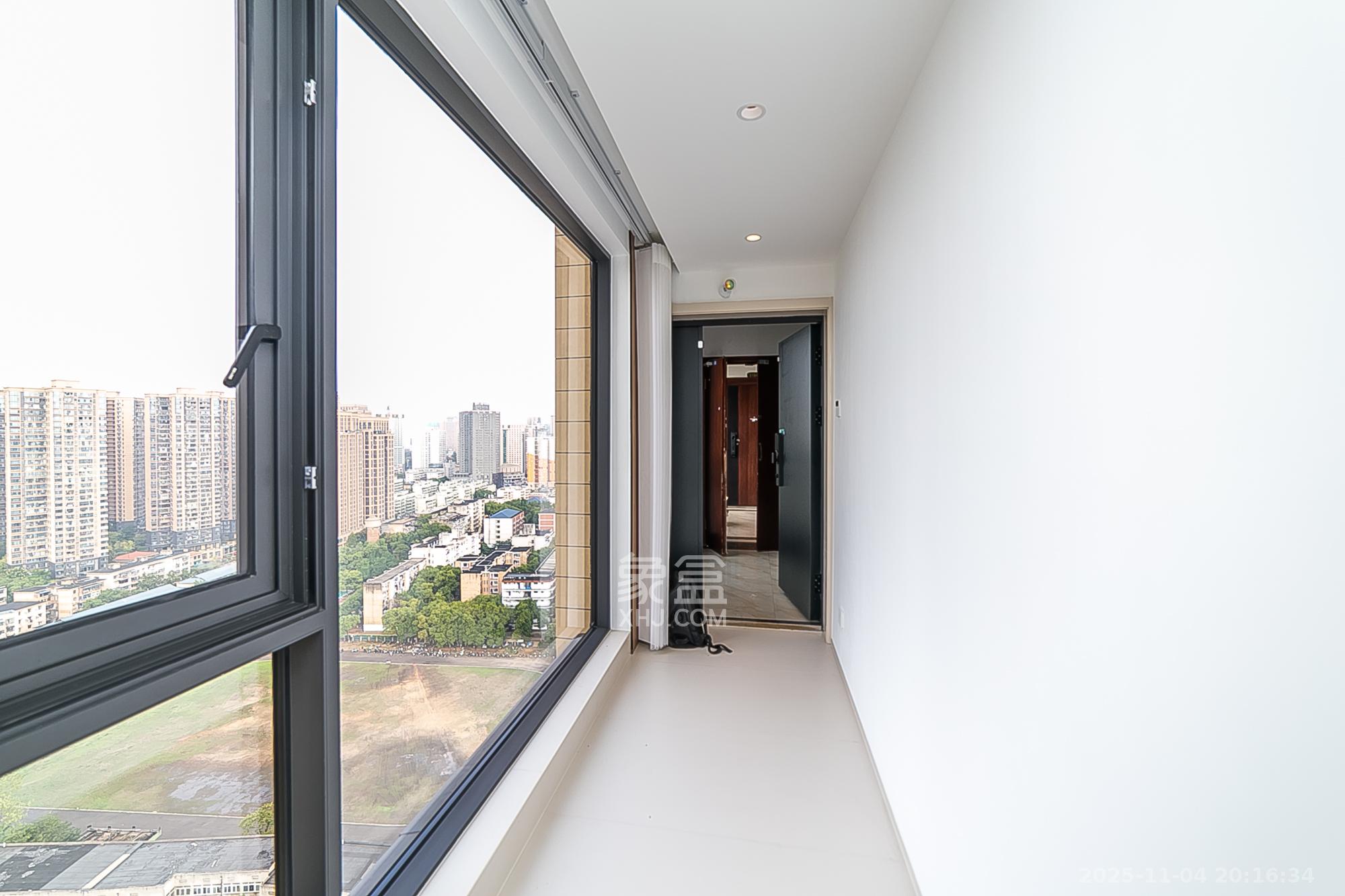 荣盛花语书苑  3室2厅1卫    150.0万其他